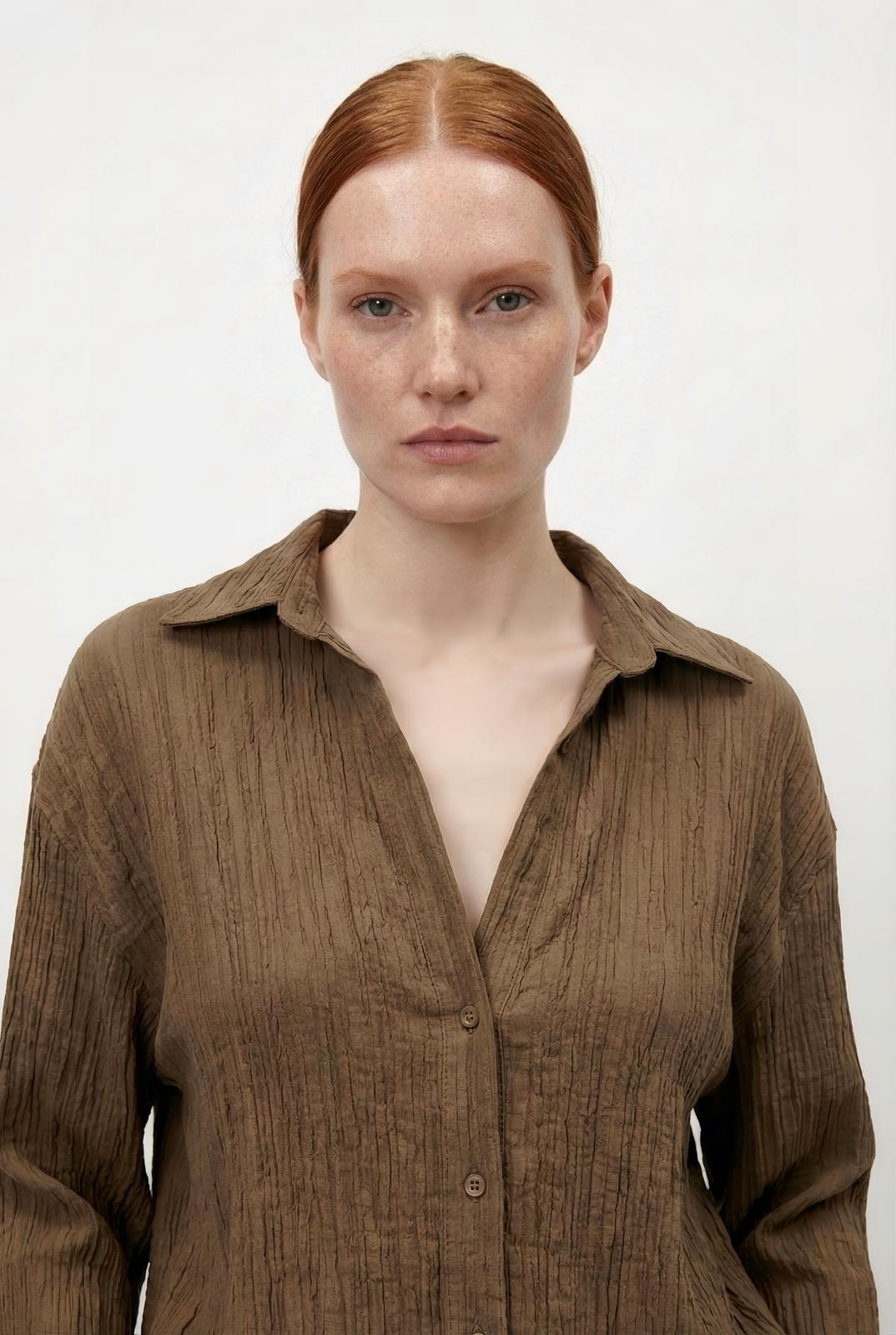 Quzu Yanları Yırtmaçlı Gömlek Kahve