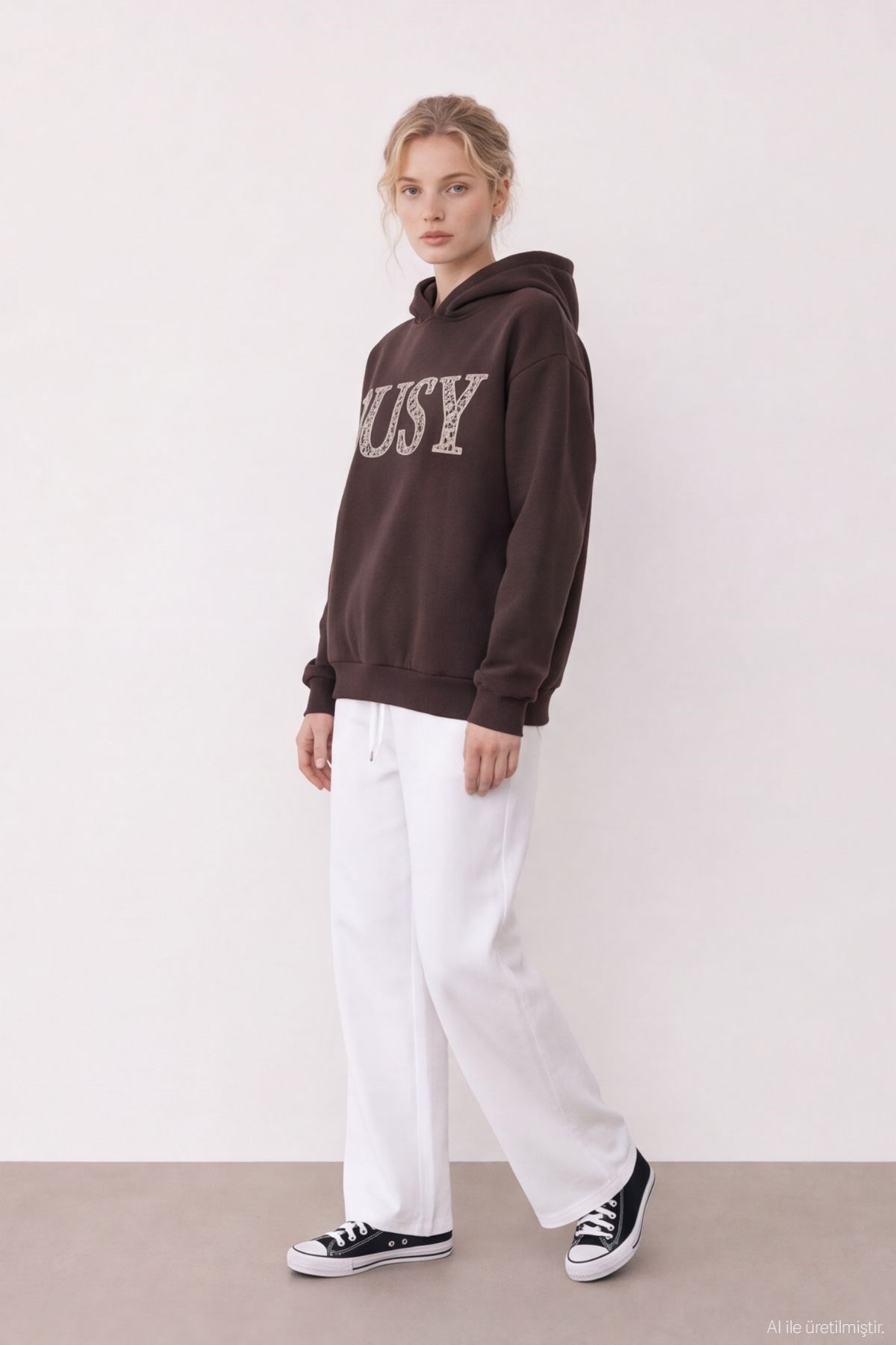 Quzu Aplike Detaylı Sweatshirt Kahve