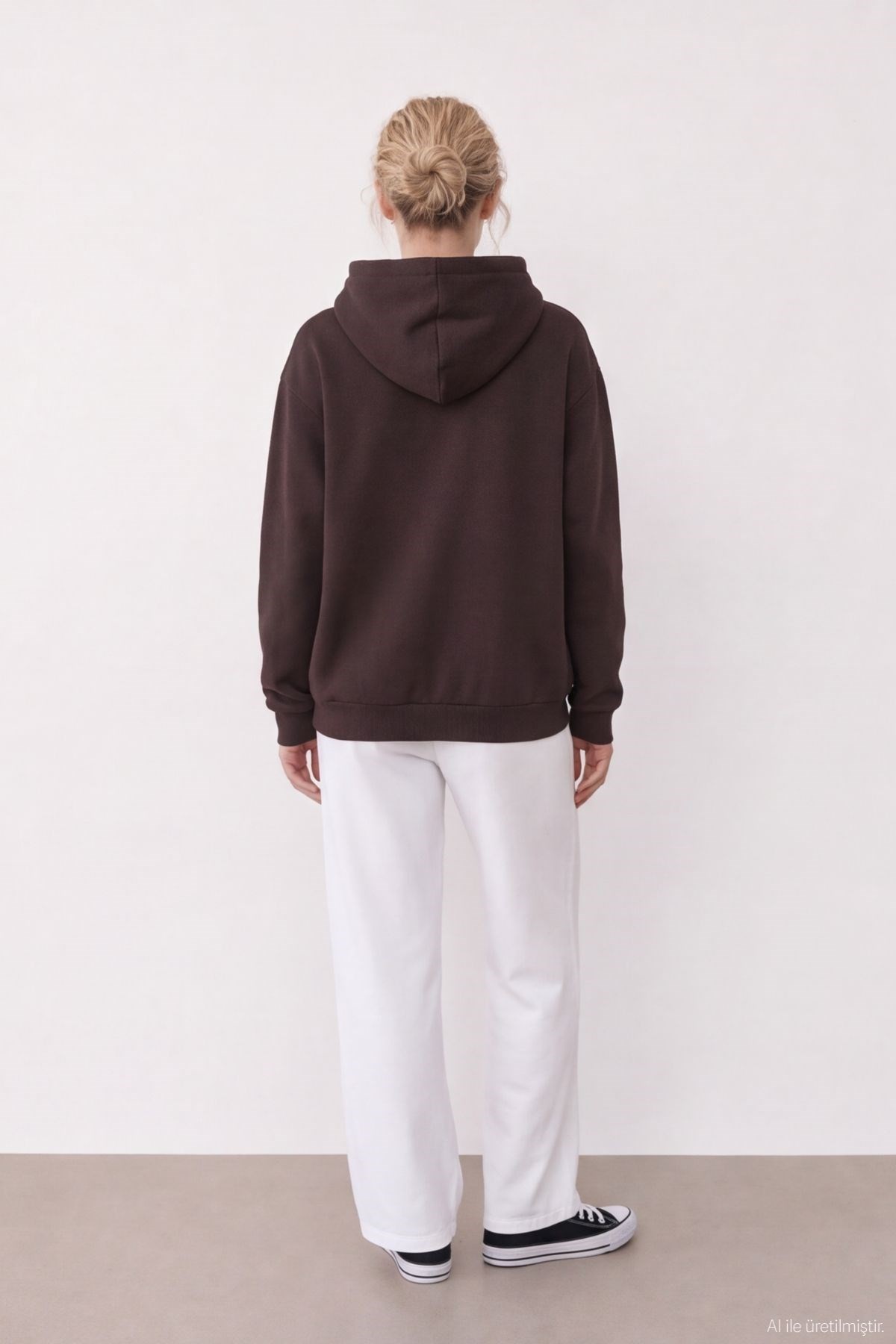 Quzu Aplike Detaylı Sweatshirt Kahve