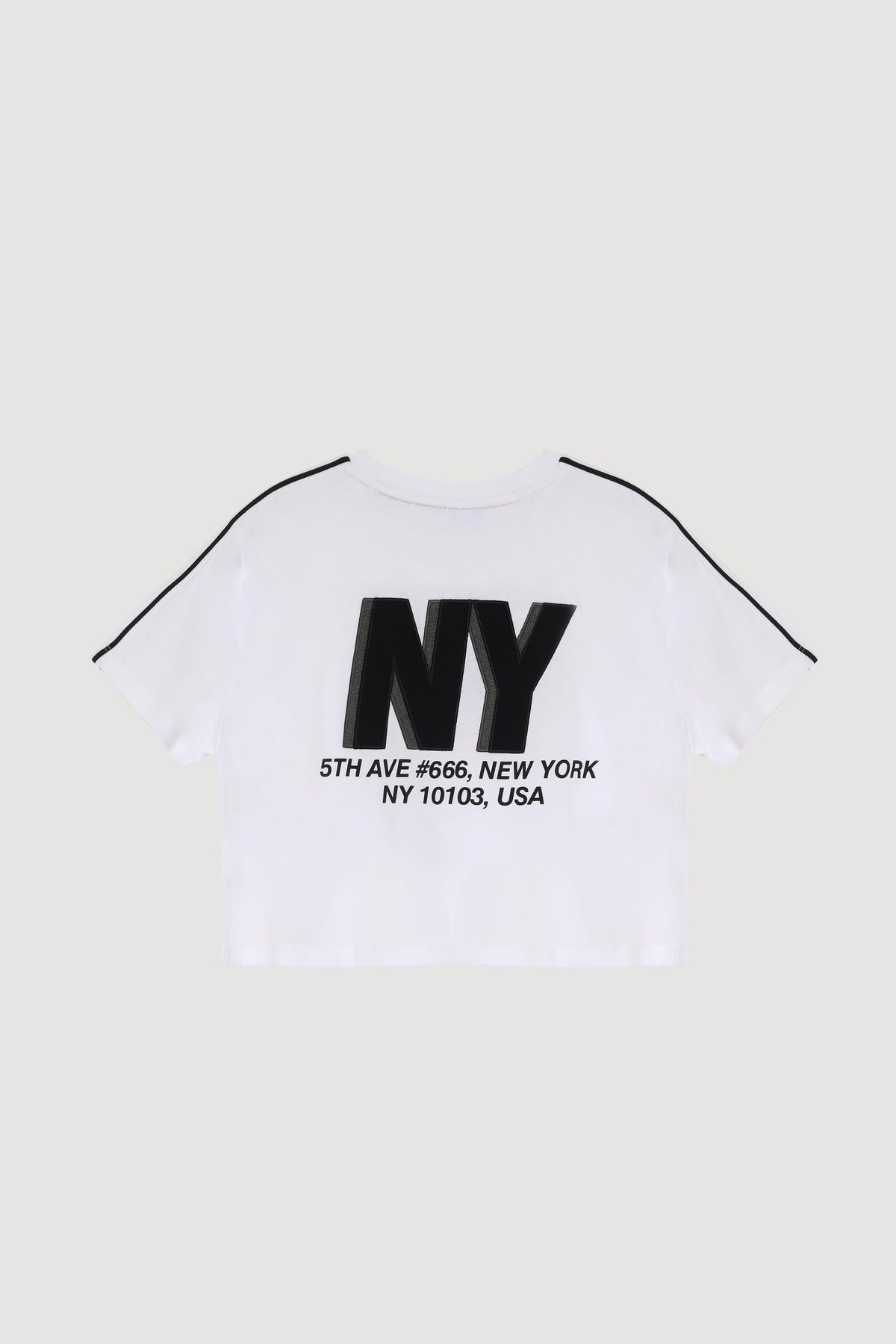 Quzu Aplike Detaylı T-shirt Beyaz