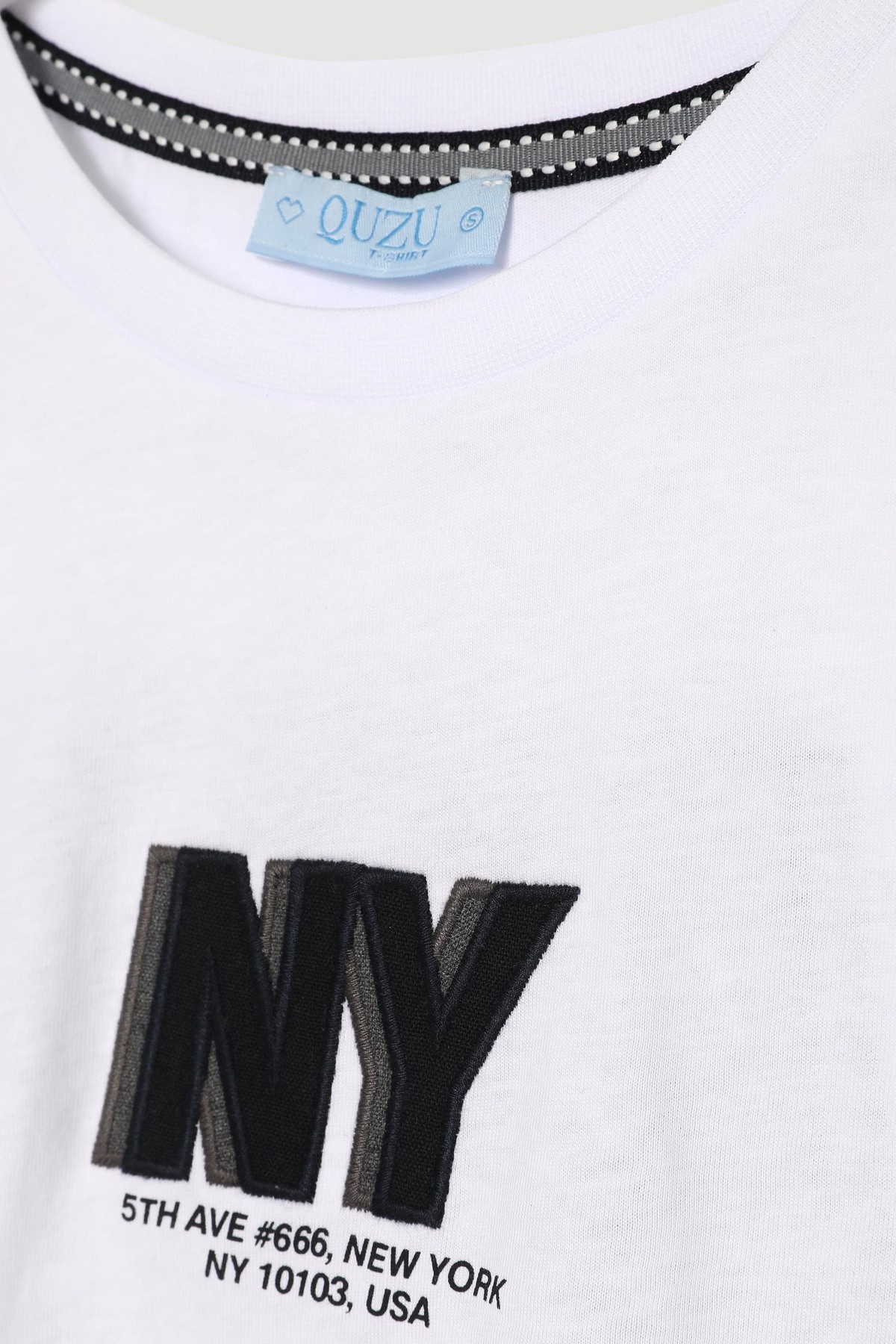 Quzu Aplike Detaylı T-shirt Beyaz