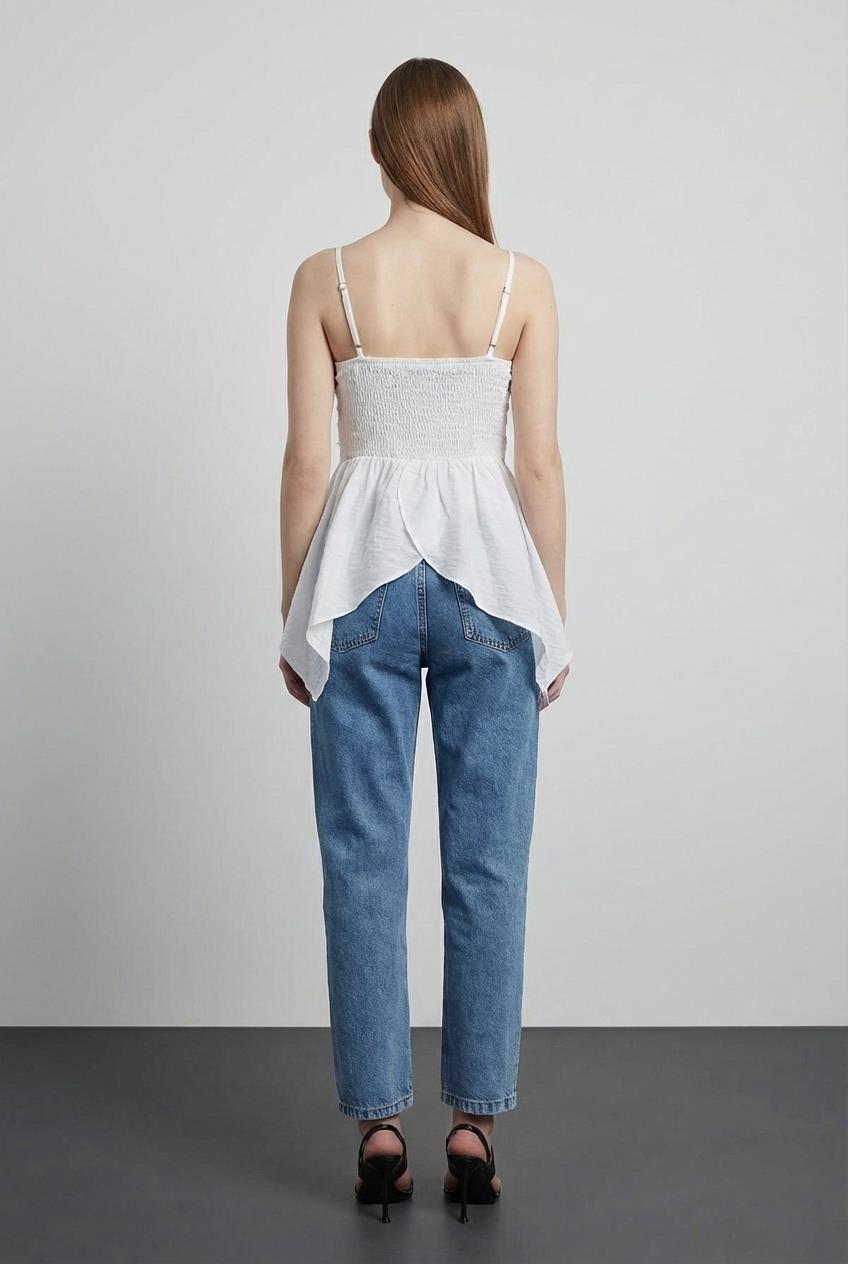 Quzu Asimetrik Askılı Bluz Ekru