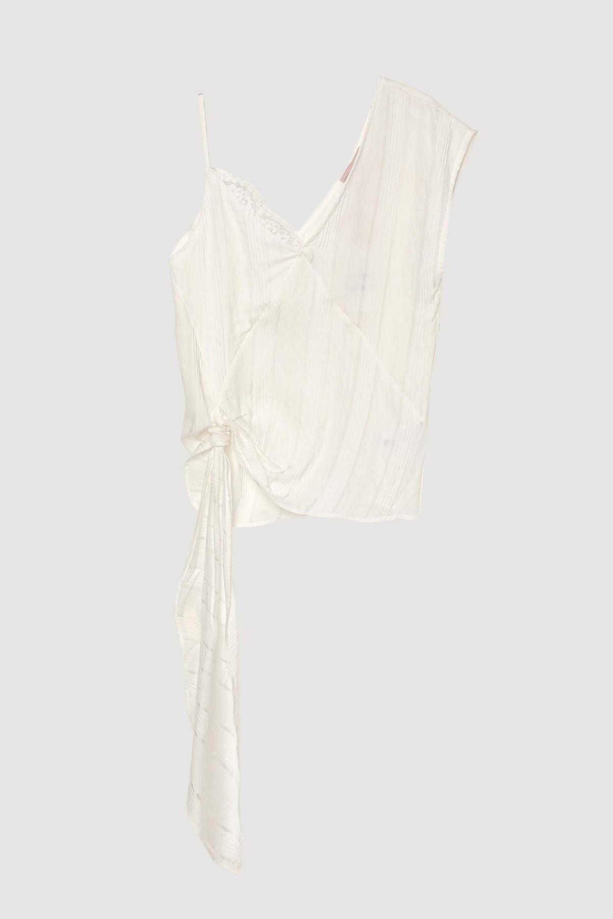 Quzu Asimetrik Dantel Detaylı Bluz Ekru