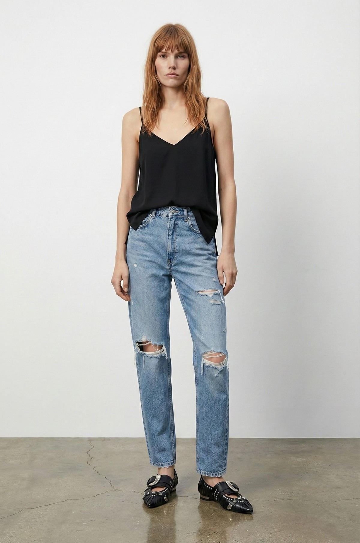 Quzu Askılı V Yaka Bluz Siyah