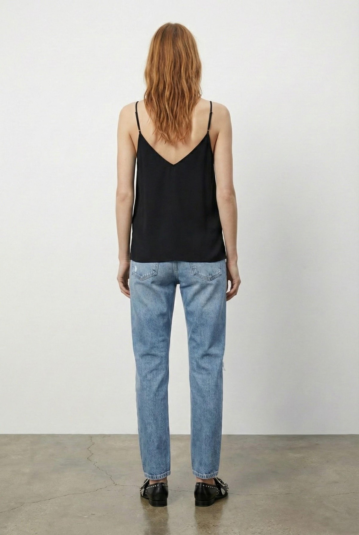 Quzu Askılı V Yaka Bluz Siyah