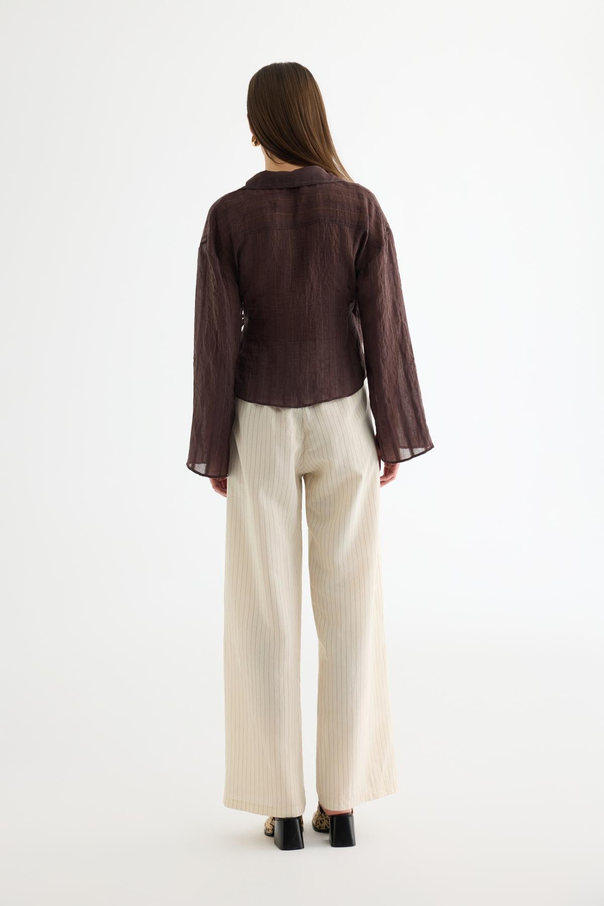 Quzu Bağlama Detaylı Kruvaze Bluz Kahve