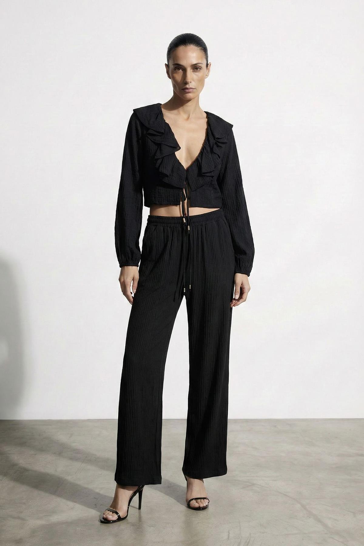 Quzu Bağlama Detaylı Pantolon Siyah