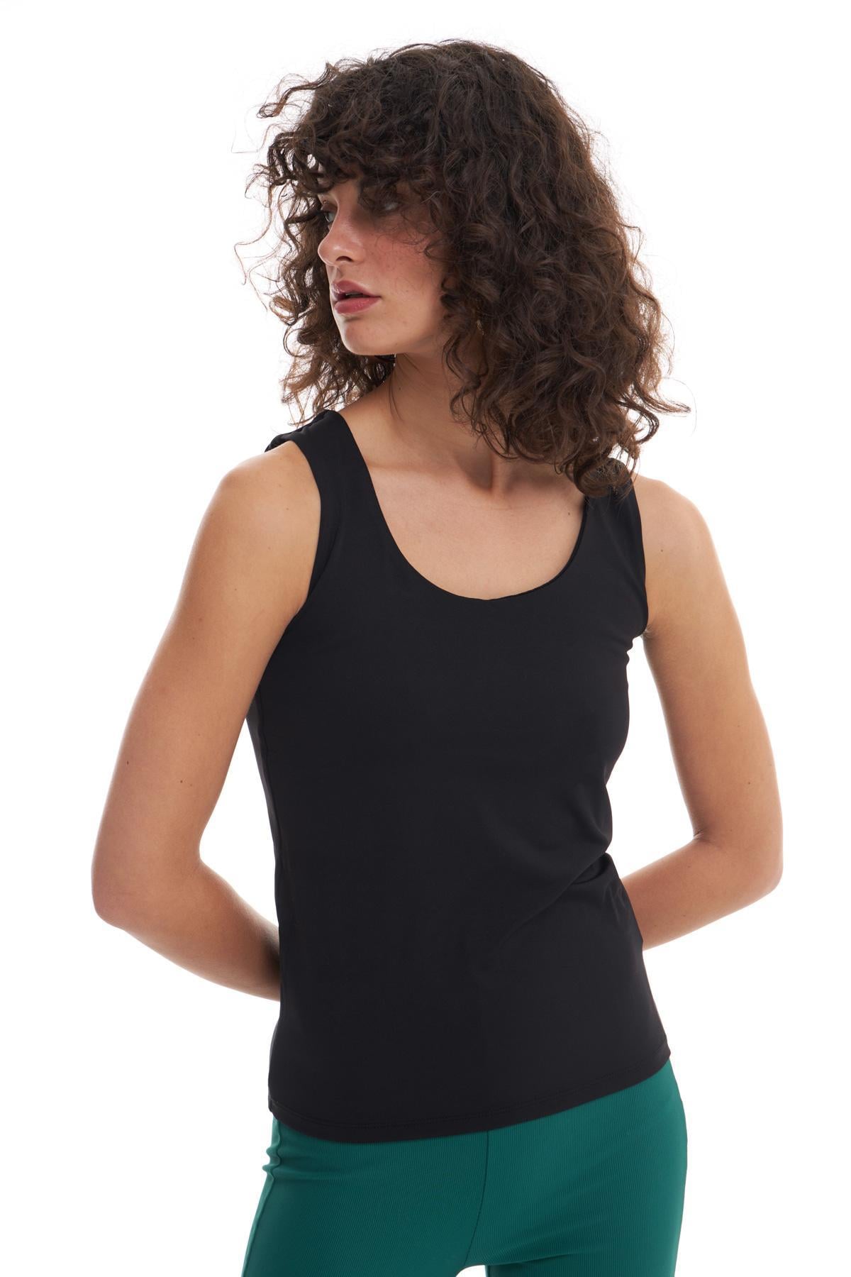 Quzu Basıc Bluz Siyah