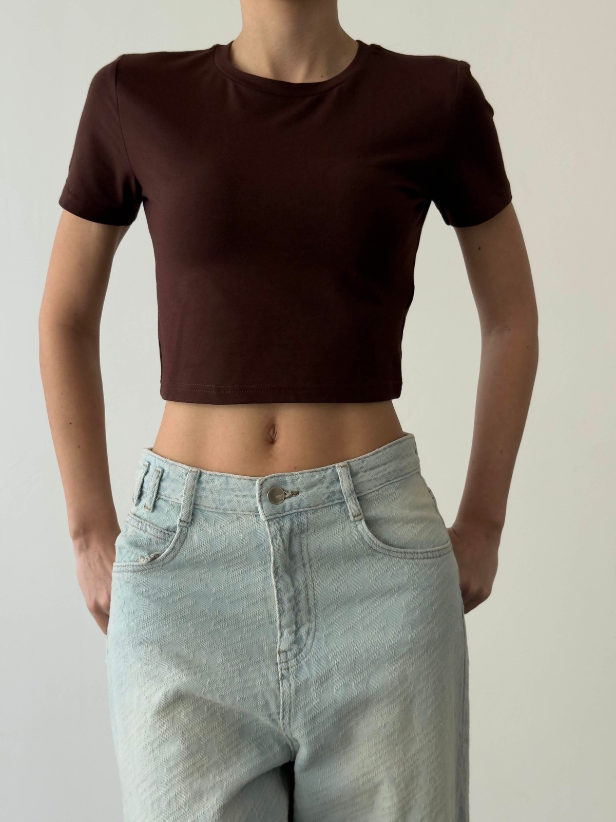 Quzu Basic Crop T-shirt Kahve