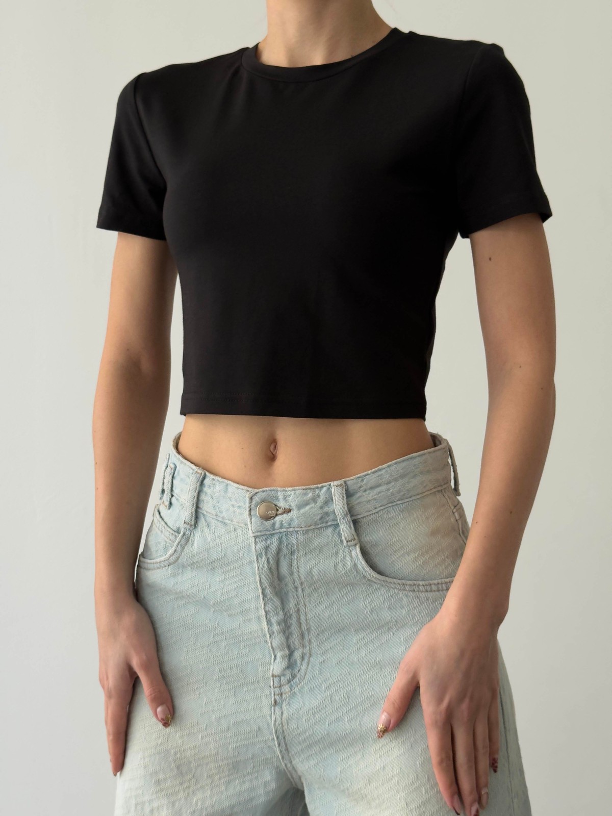 Quzu Basic Crop T-shirt Siyah