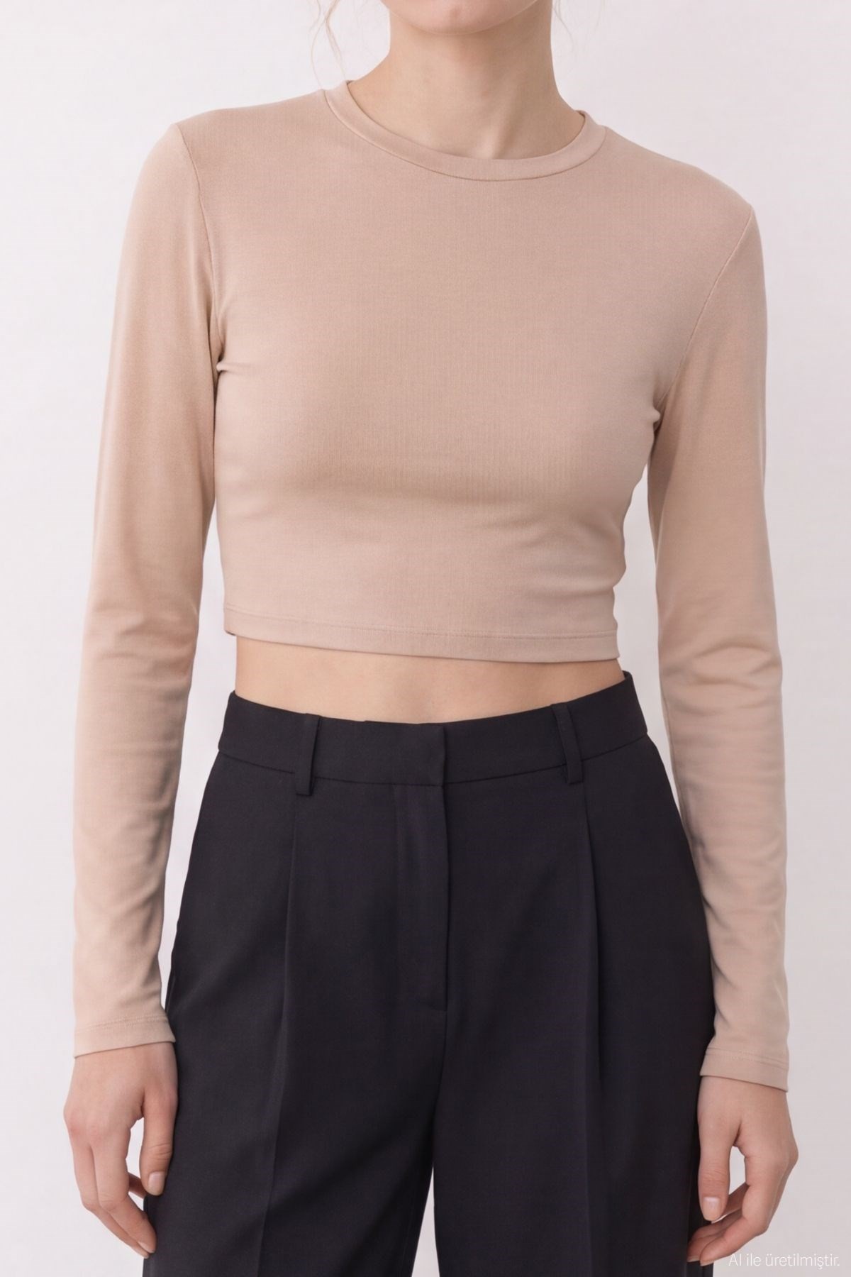 Quzu Basic Crop Top Beige