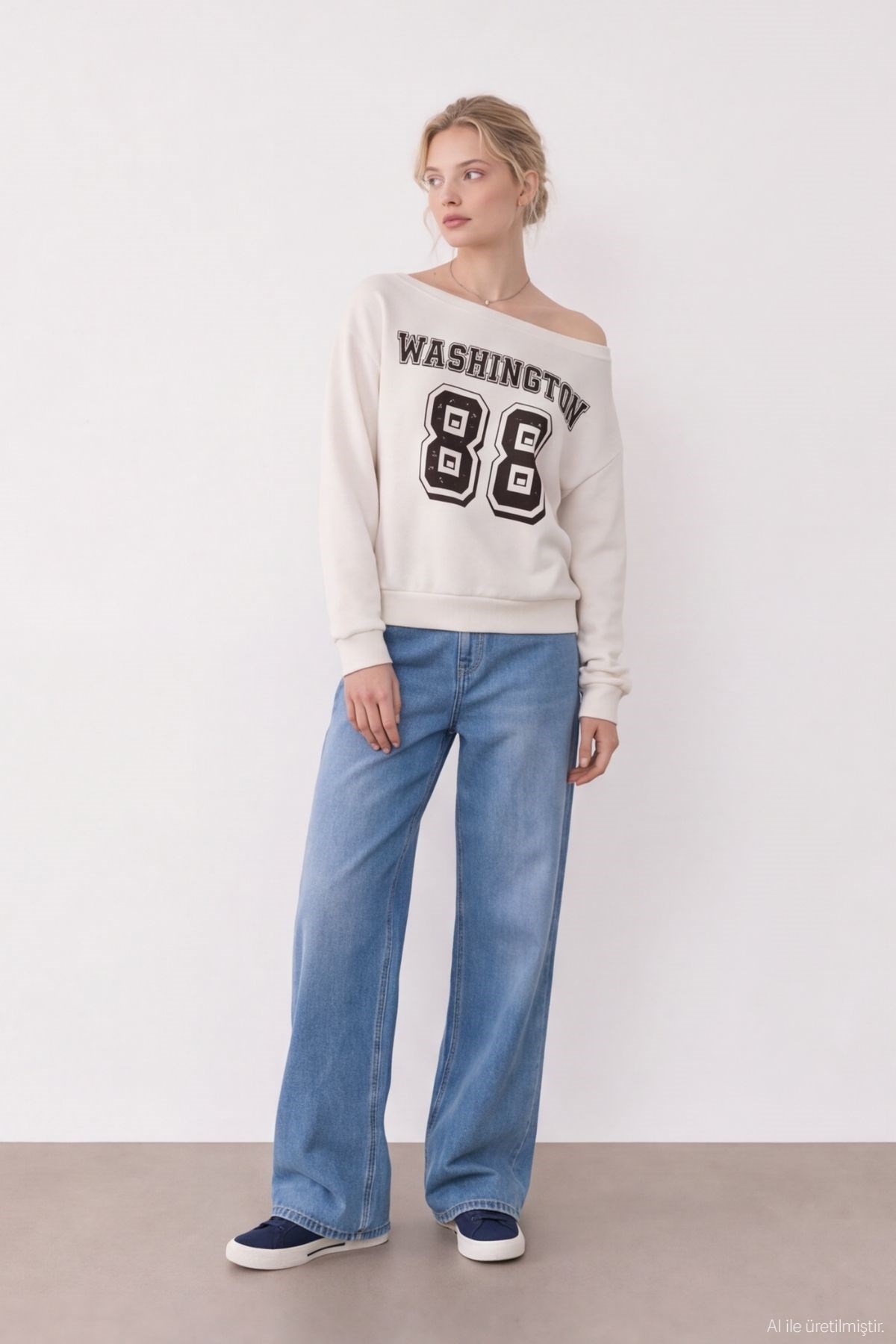 Quzu Baskı Deatylı Sweatshirt Ekru