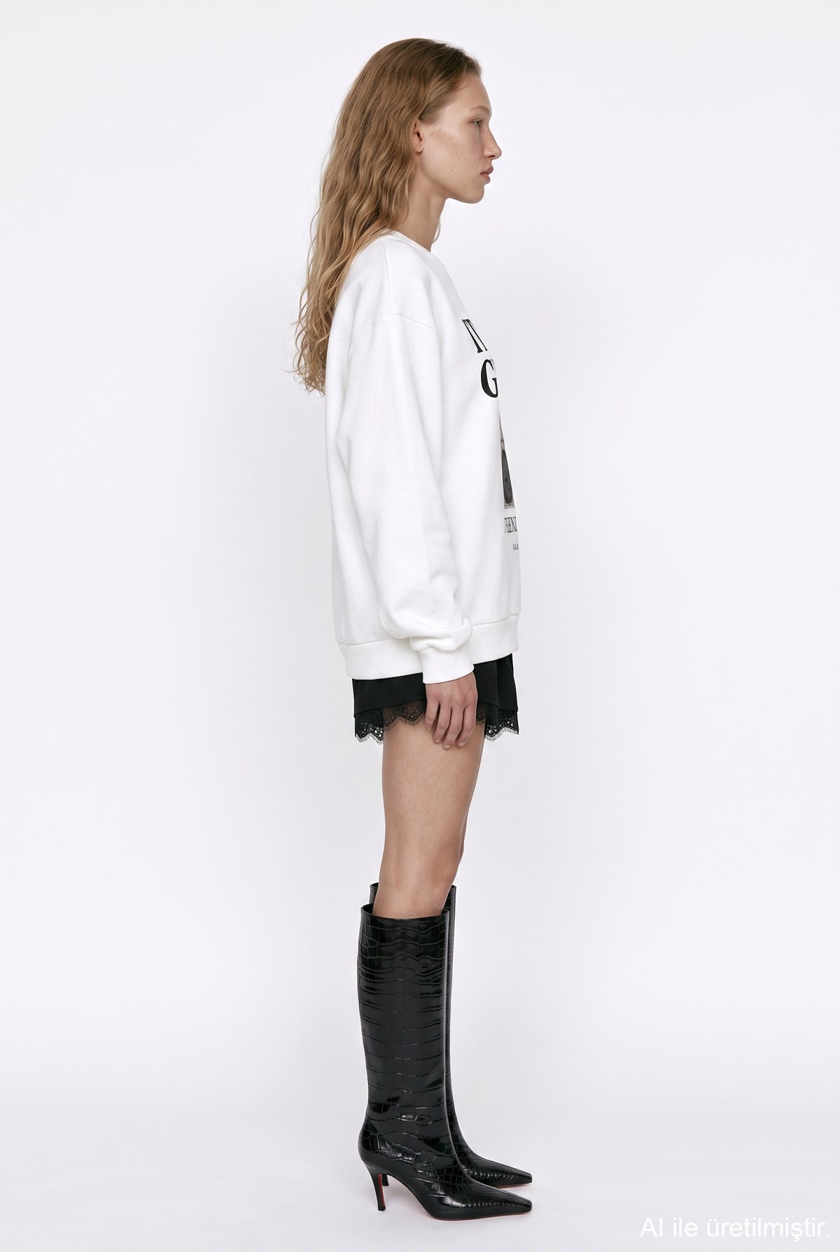 Quzu Baskı Detaylı Sweatshirt Ekru
