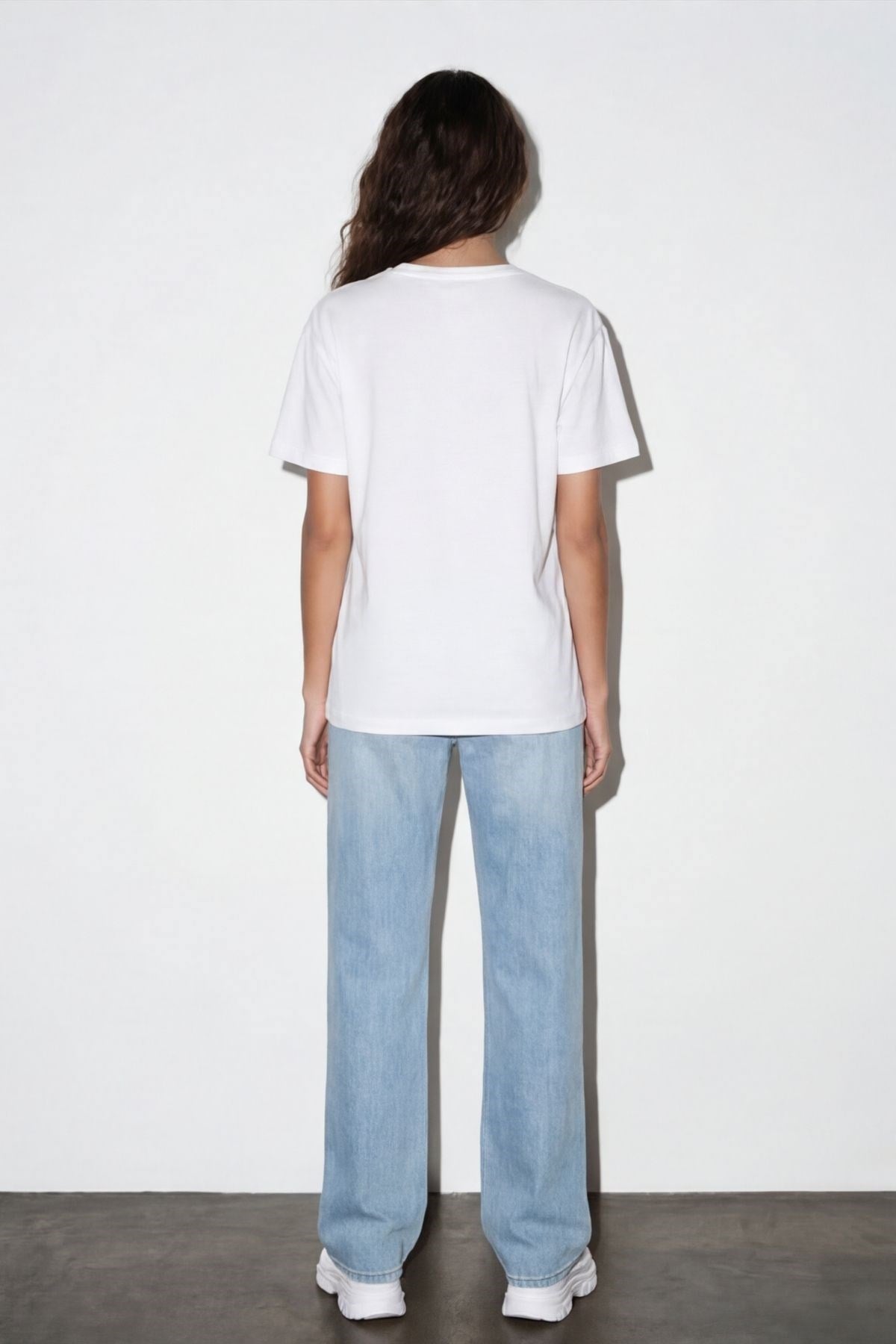 Quzu Baskı Detaylı T-shirt Ekru