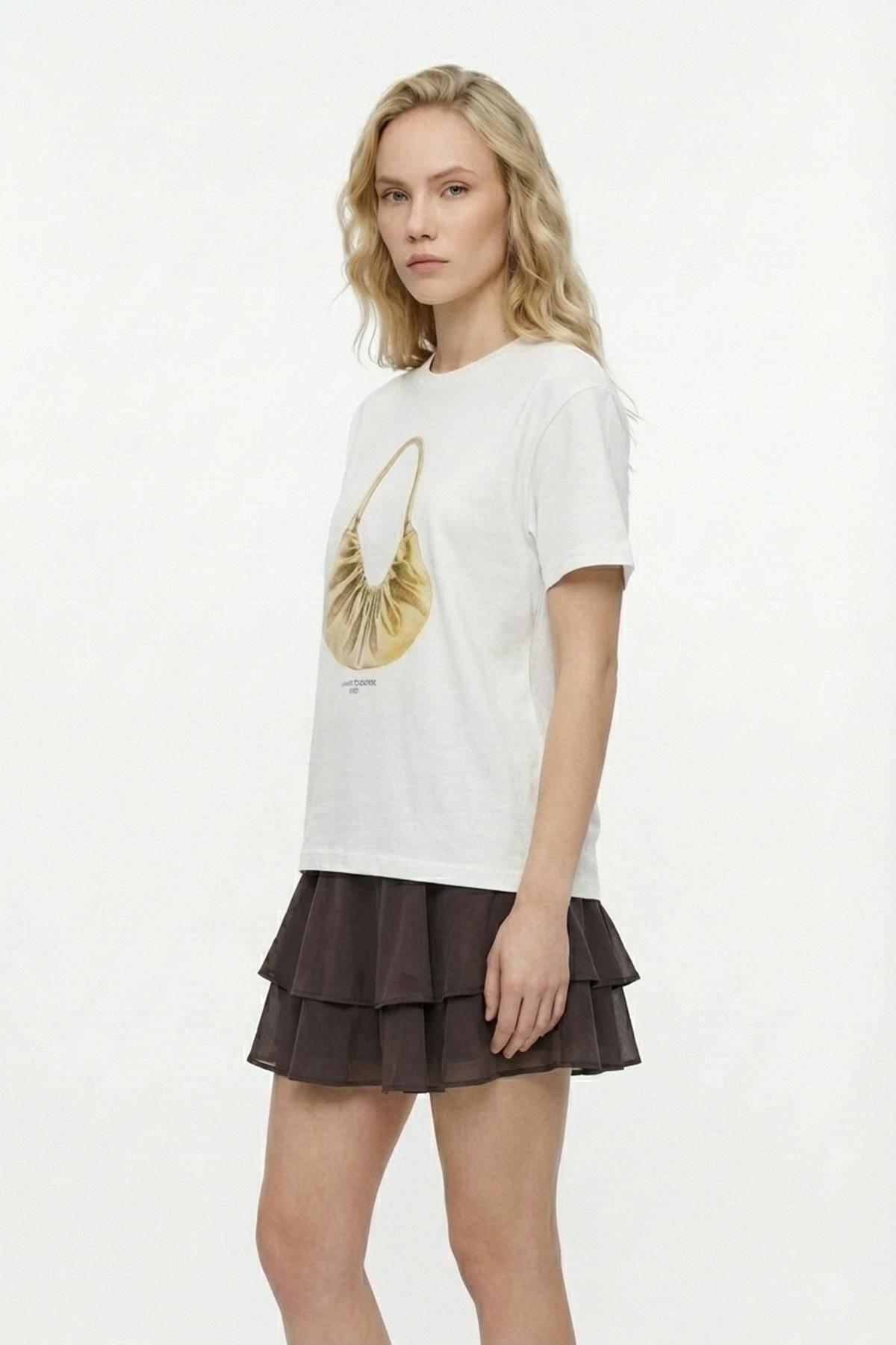 Quzu Baskı Detaylı T-shirt Ekru