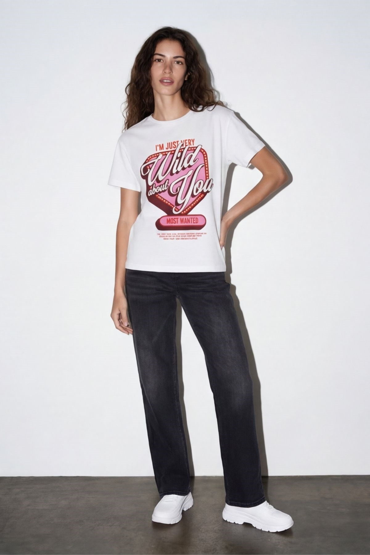 Quzu Baskı Detaylı T-shirt Ekru