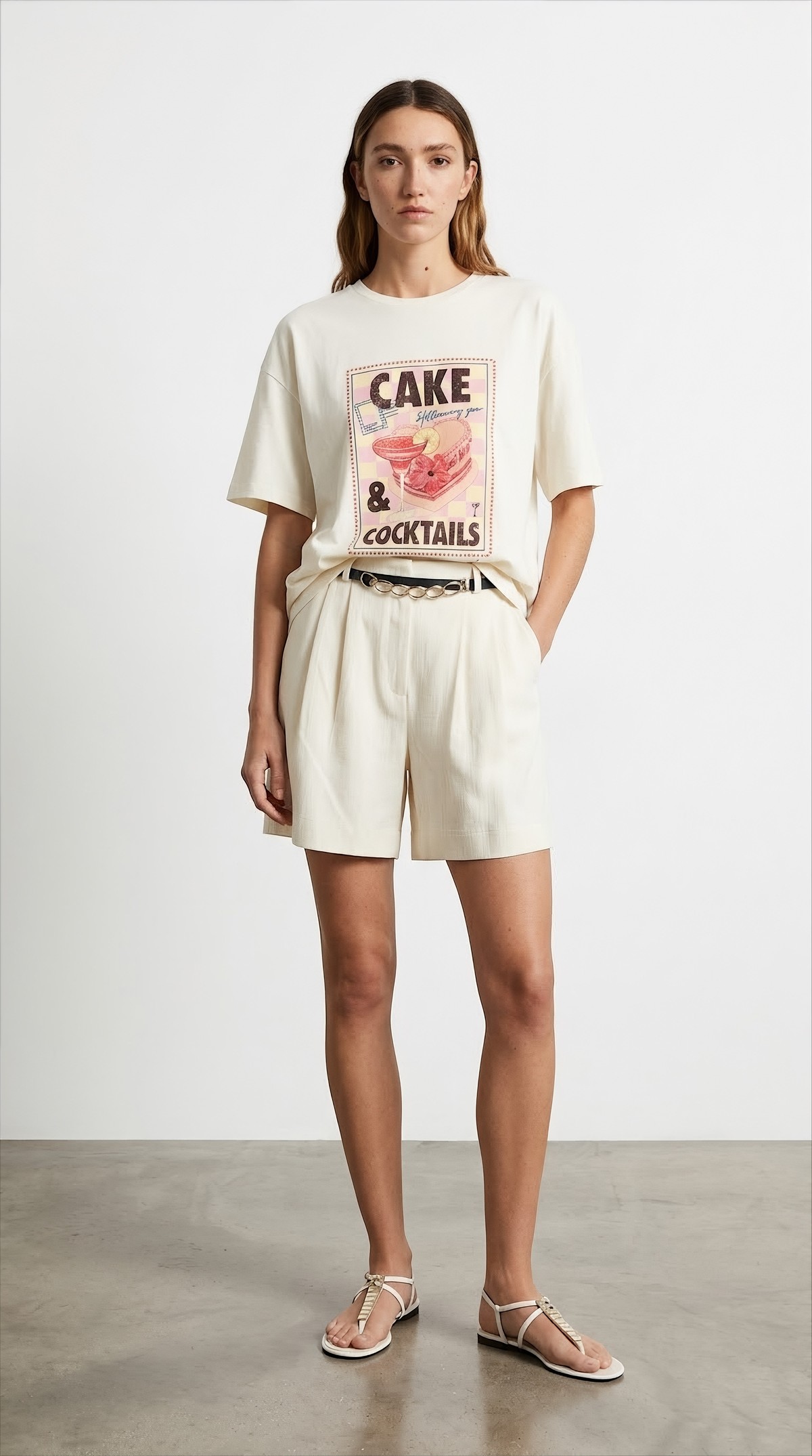 Quzu Baskı Detaylı T-shirt Ekru