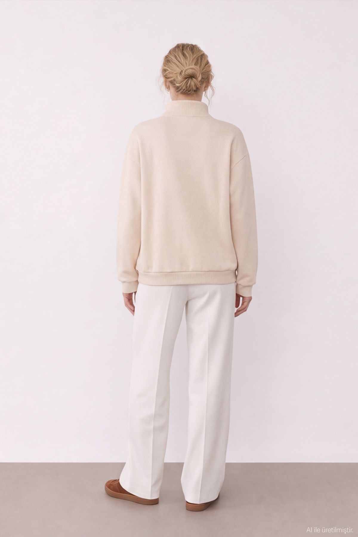 Quzu Baskı Nakış Detaylı Sweatshirt Bej
