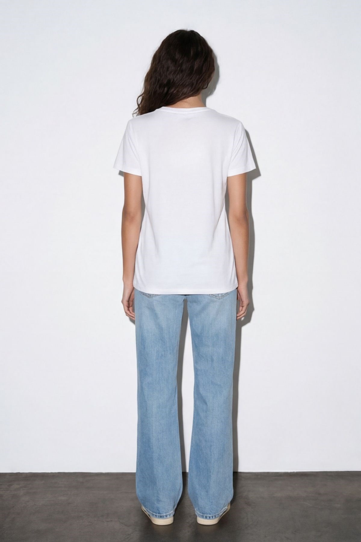 Quzu Baskı Nakış Detaylı T-shirt Ekru