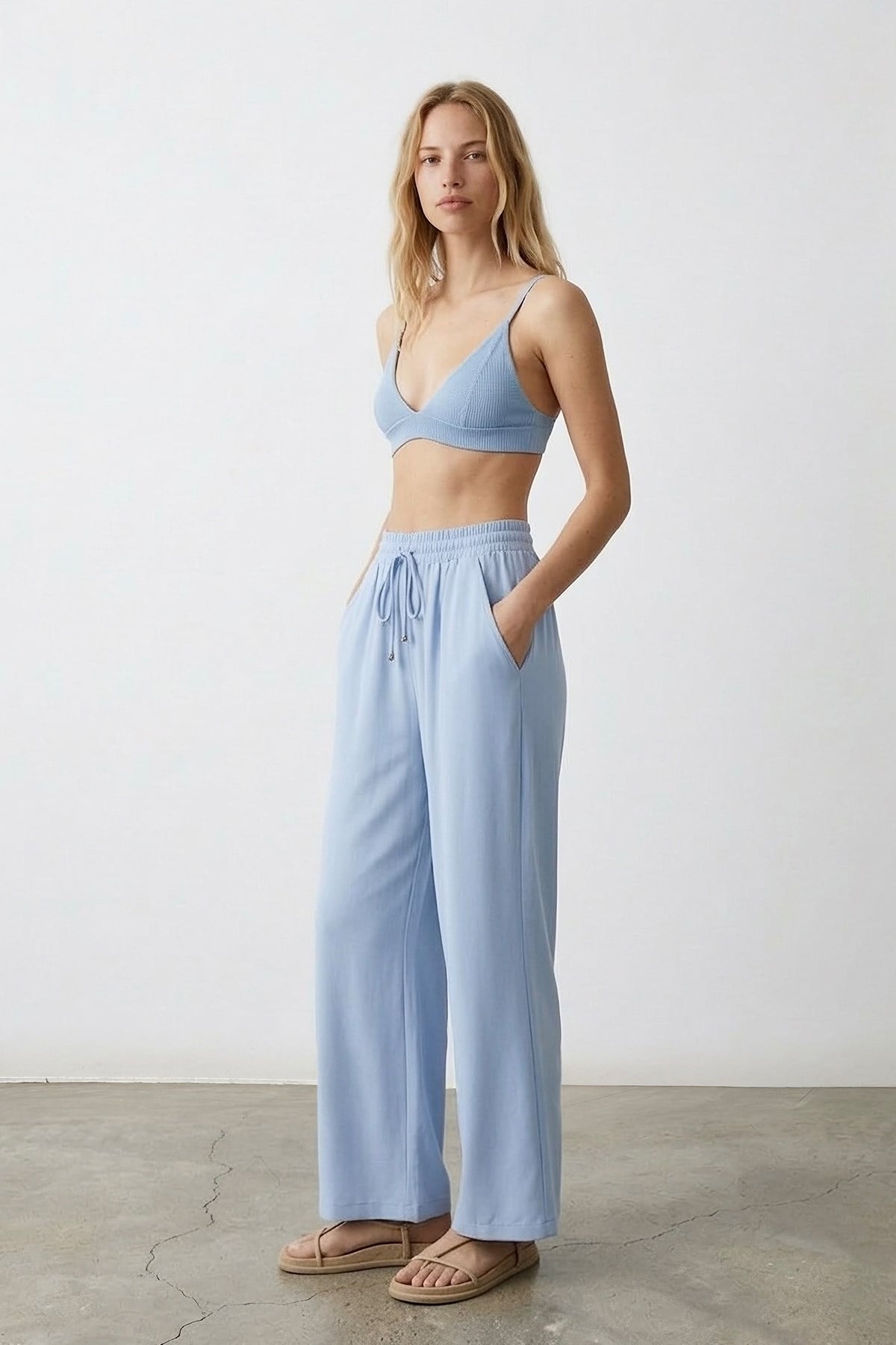 Quzu Beli Lastikli Bol Paça Pantolon Mavi