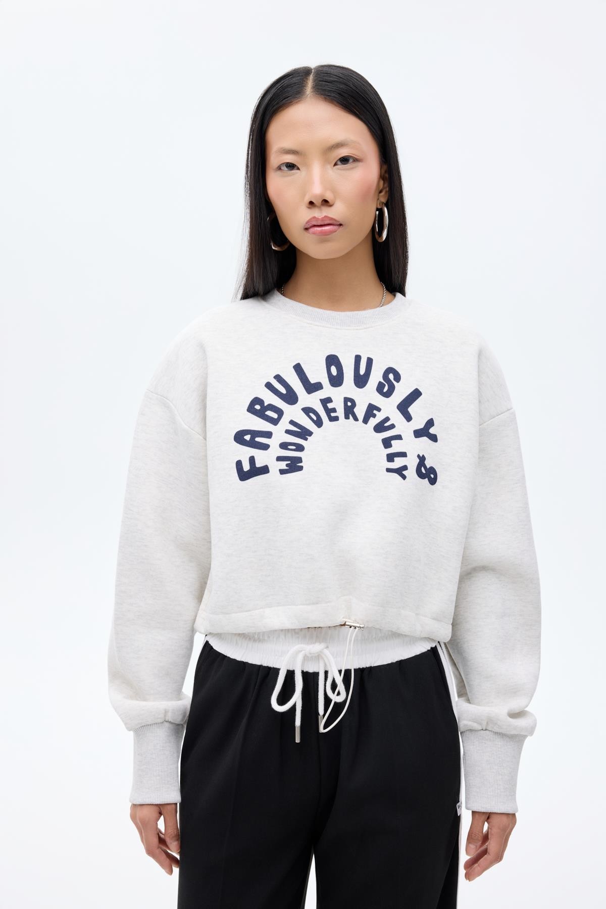 Quzu Bisiklet Yaka Önü Baskılı Sweatshirt Gri Melanj