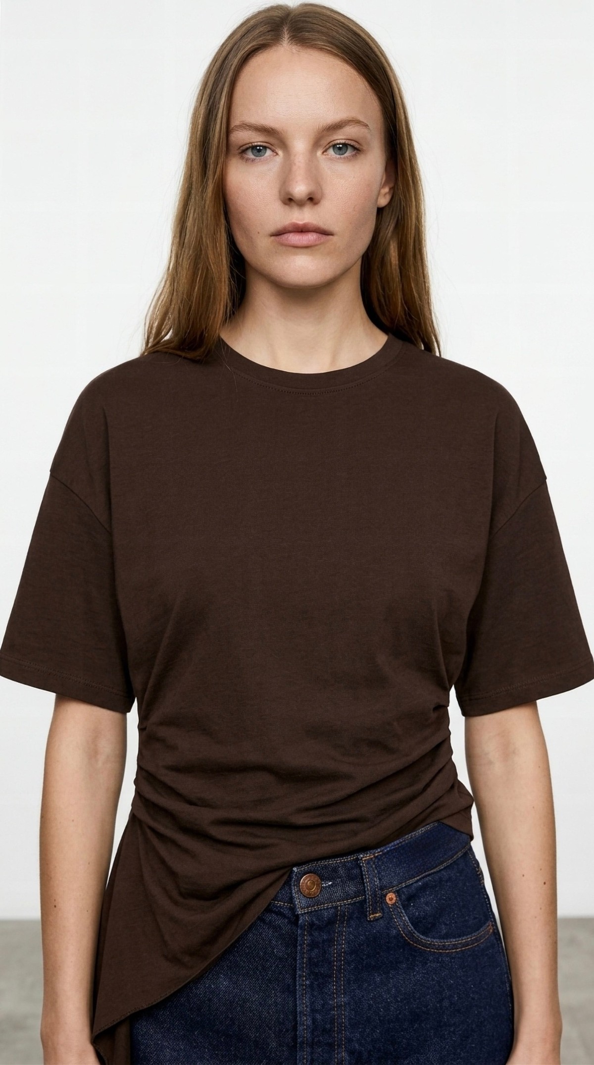 Quzu Büzgü Detaylı T-shirt Kahve