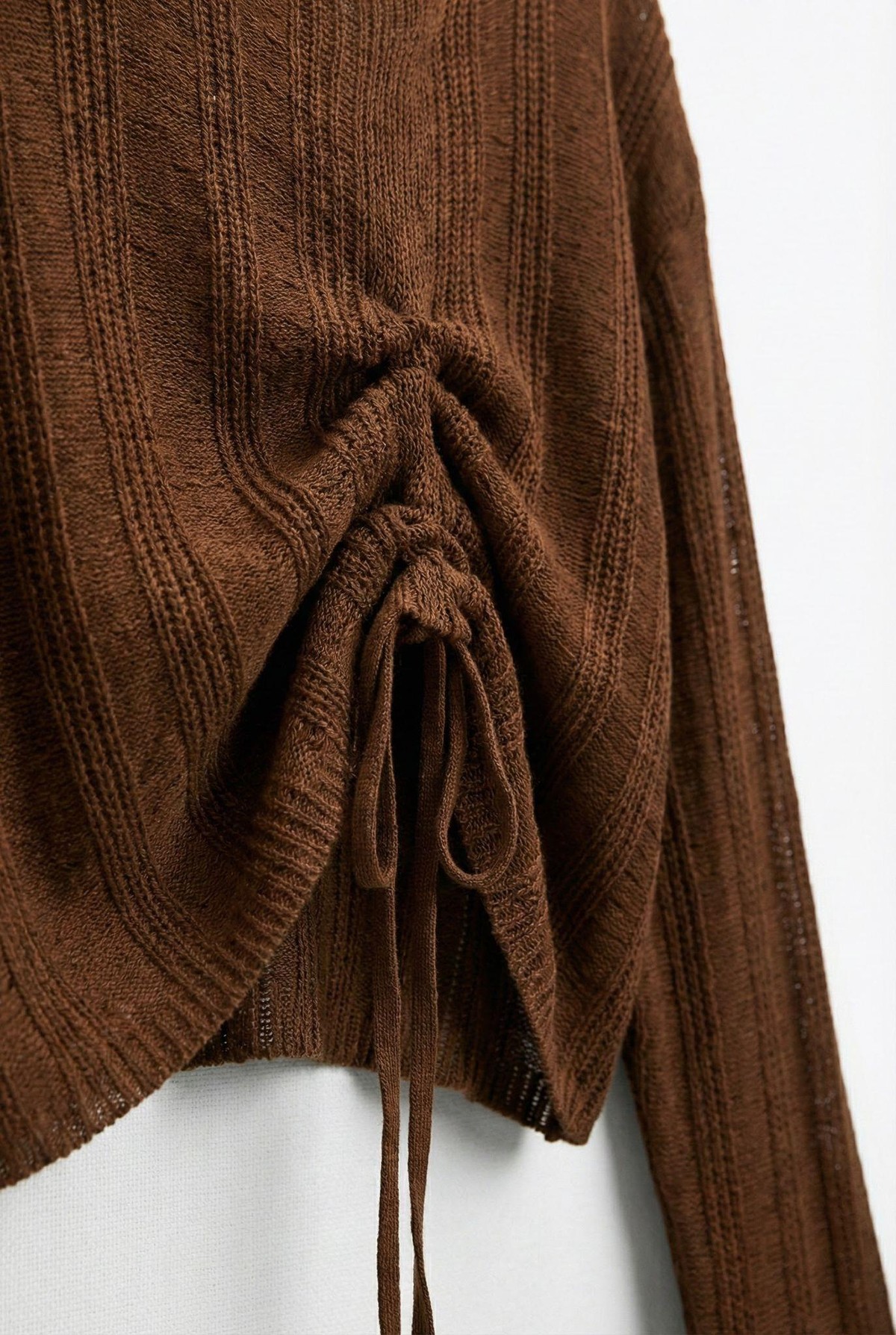 Quzu Büzgü Detaylı Triko Kahve