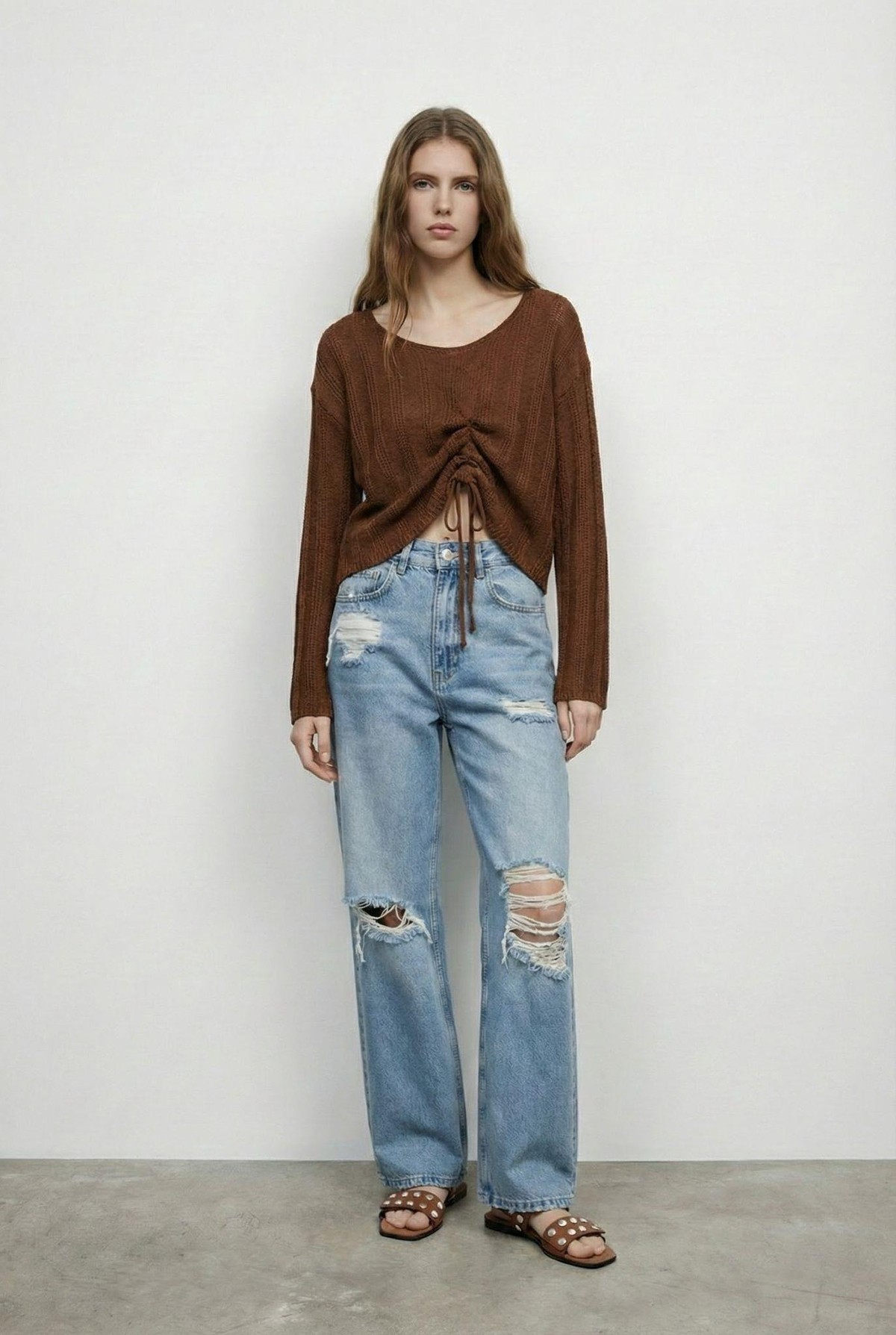 Quzu Büzgü Detaylı Triko Kahve