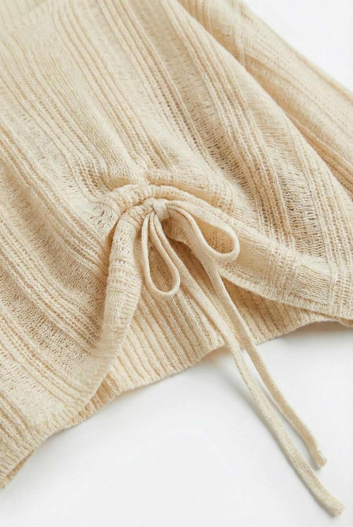 Quzu Büzgü Detaylı Triko Krem
