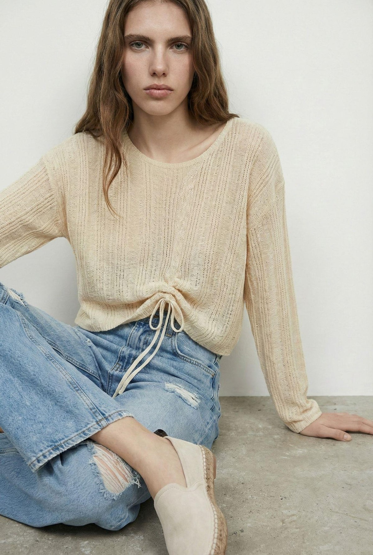 Quzu Büzgü Detaylı Triko Krem