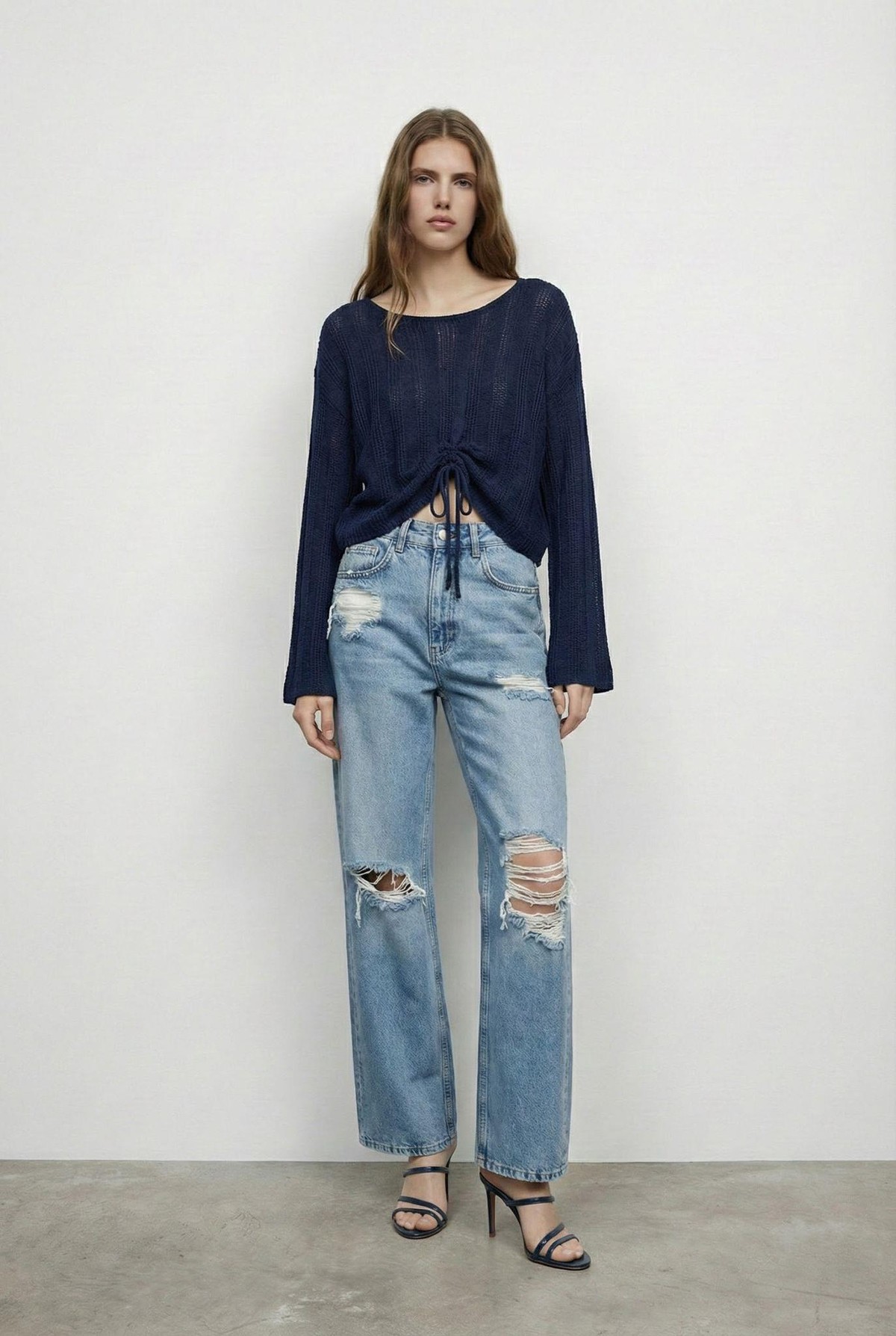 Quzu Büzgü Detaylı Triko Lacivert