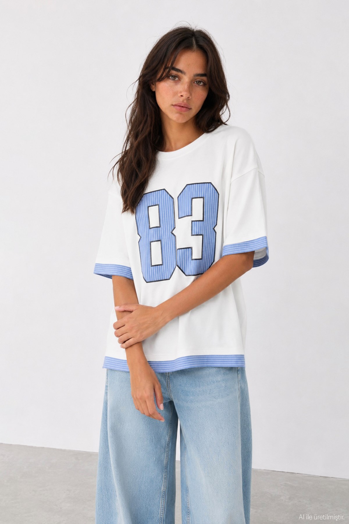 Quzu Çizgili Kumaş Detaylı T-shirt Ekru