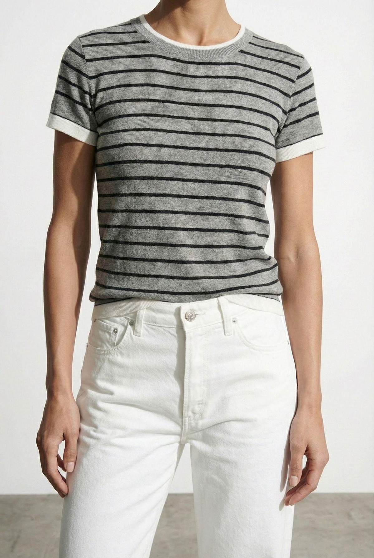 Quzu Çizgili Triko Gri