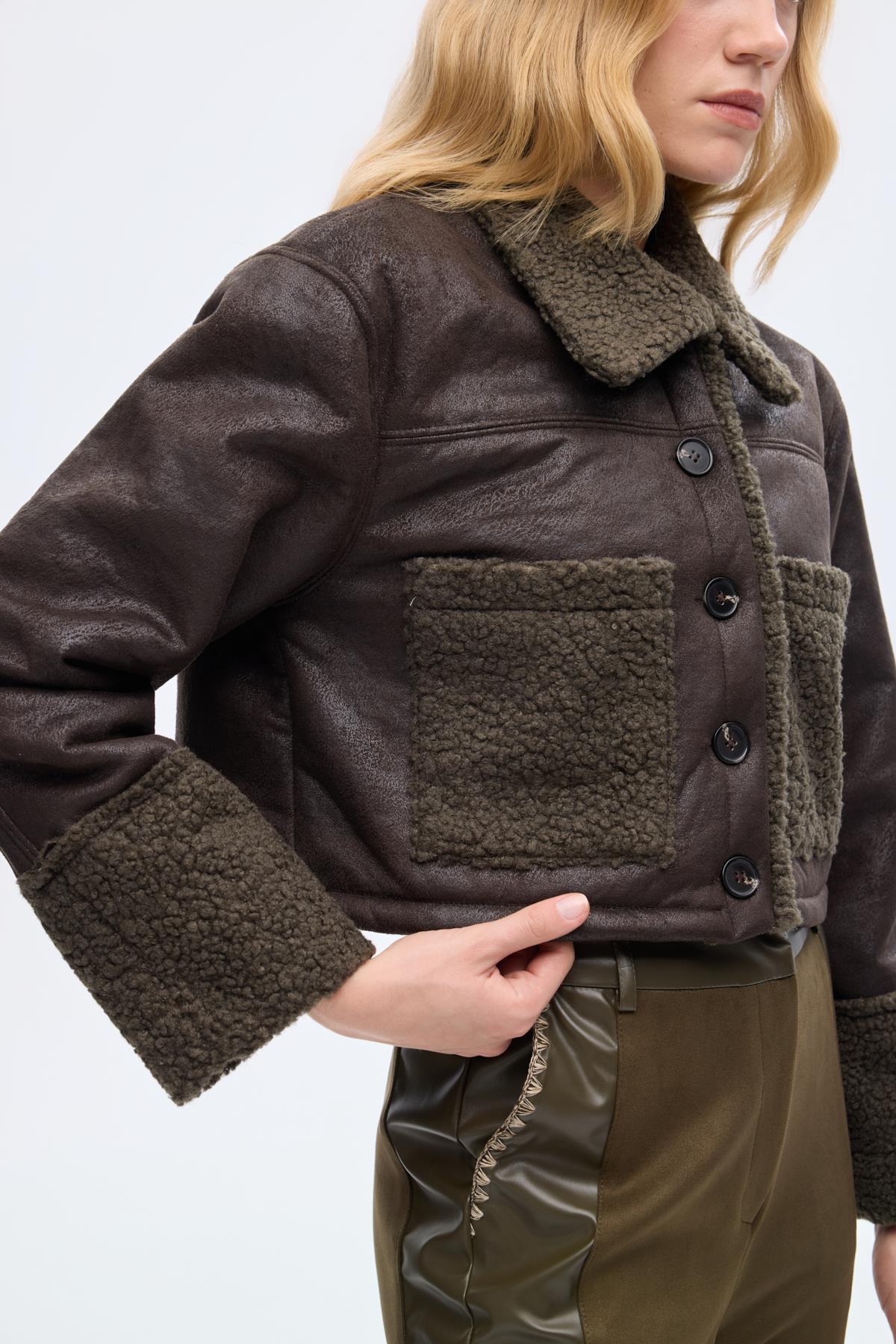 Quzu Crop Kıvırcık Mont Haki