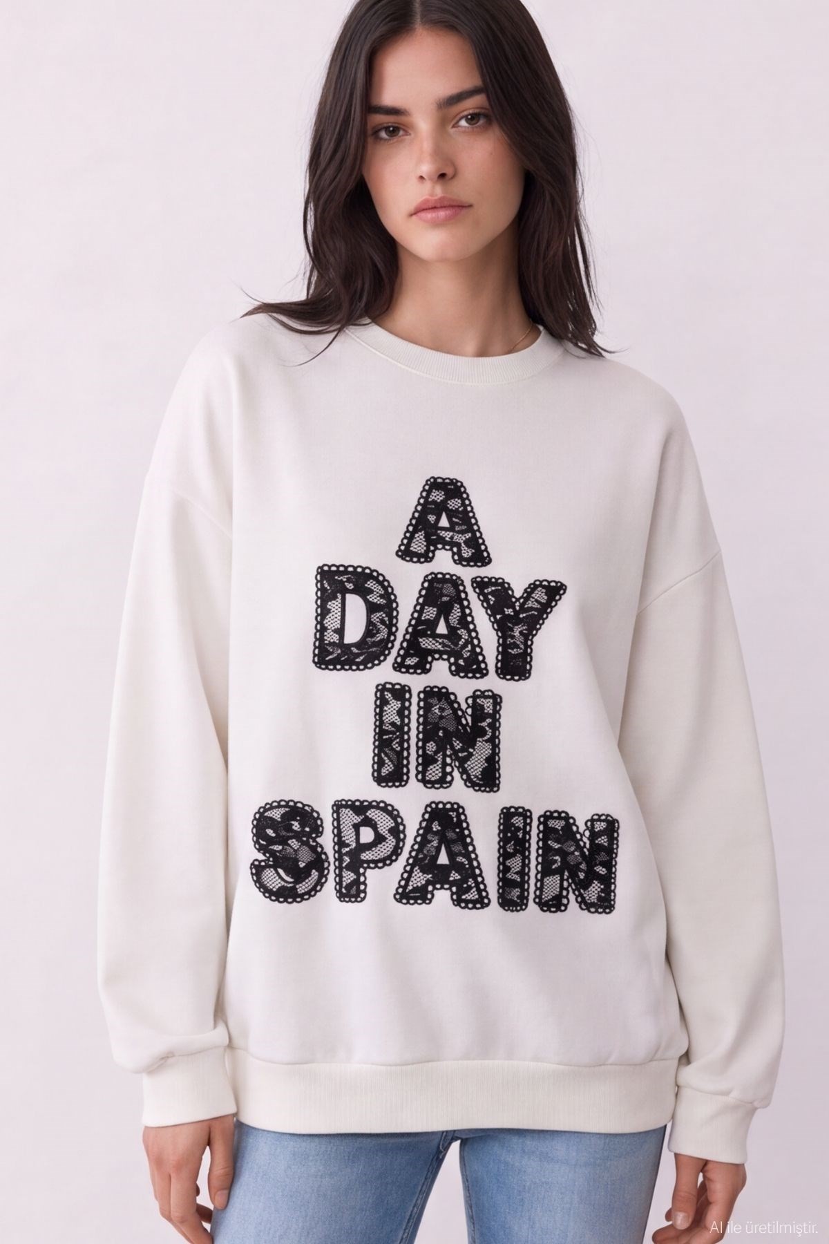 Quzu Dantel Detaylı Sweatshirt Ekru