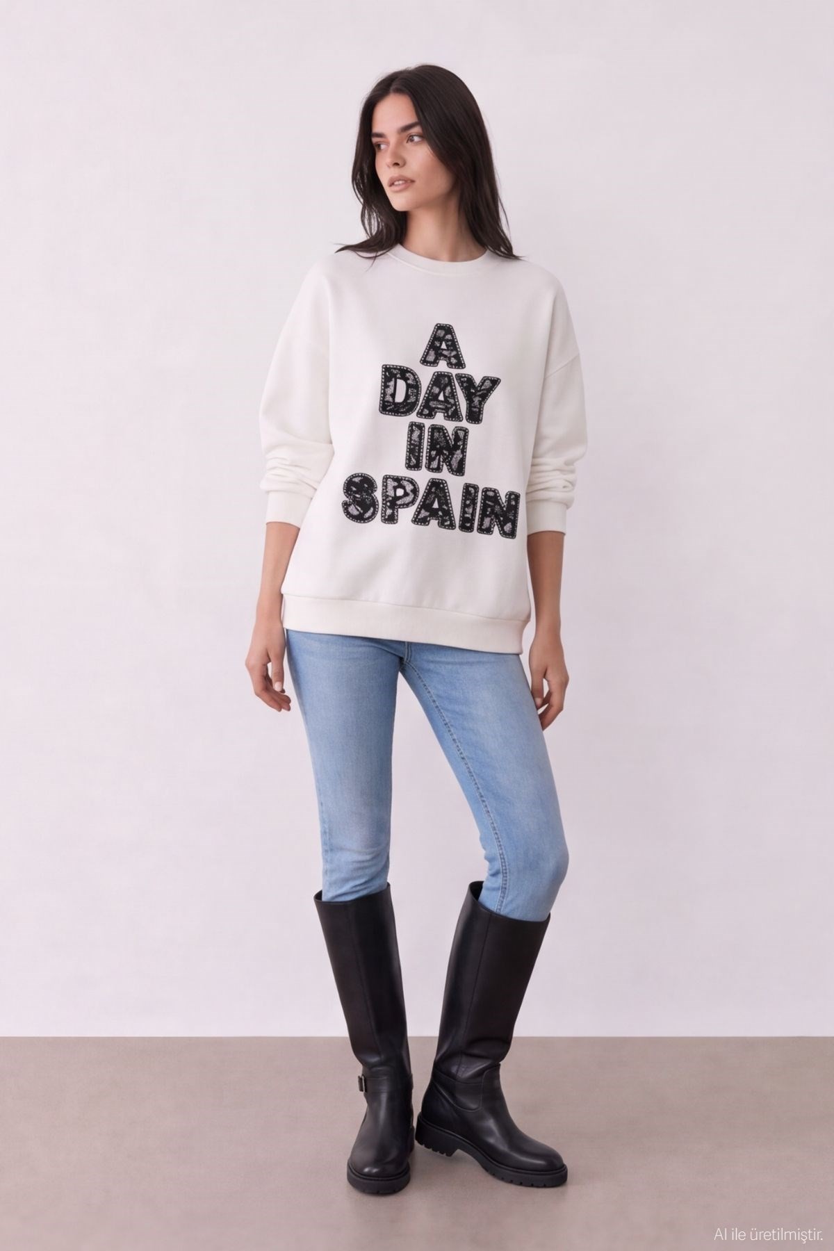 Quzu Dantel Detaylı Sweatshirt Ekru