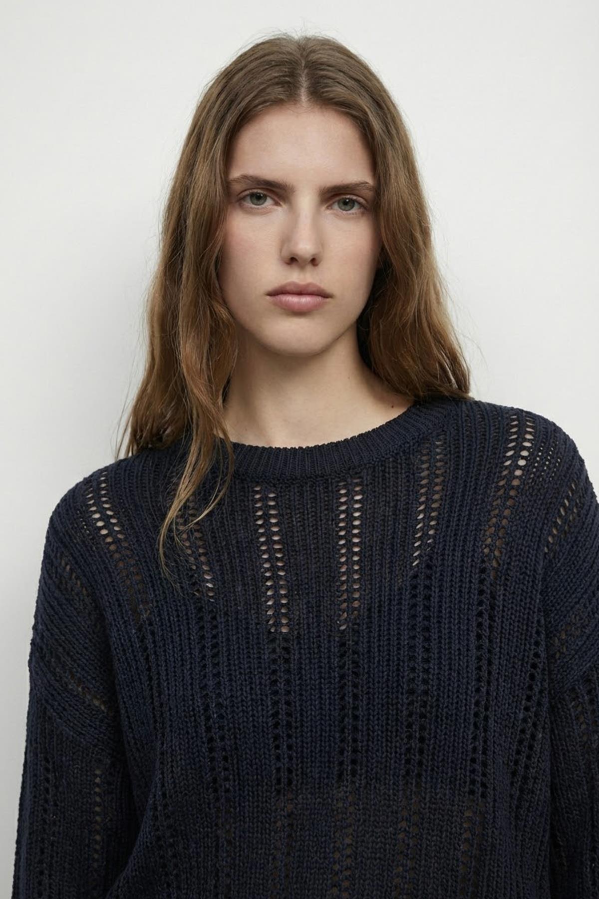 Quzu Delik Örgülü Triko Siyah