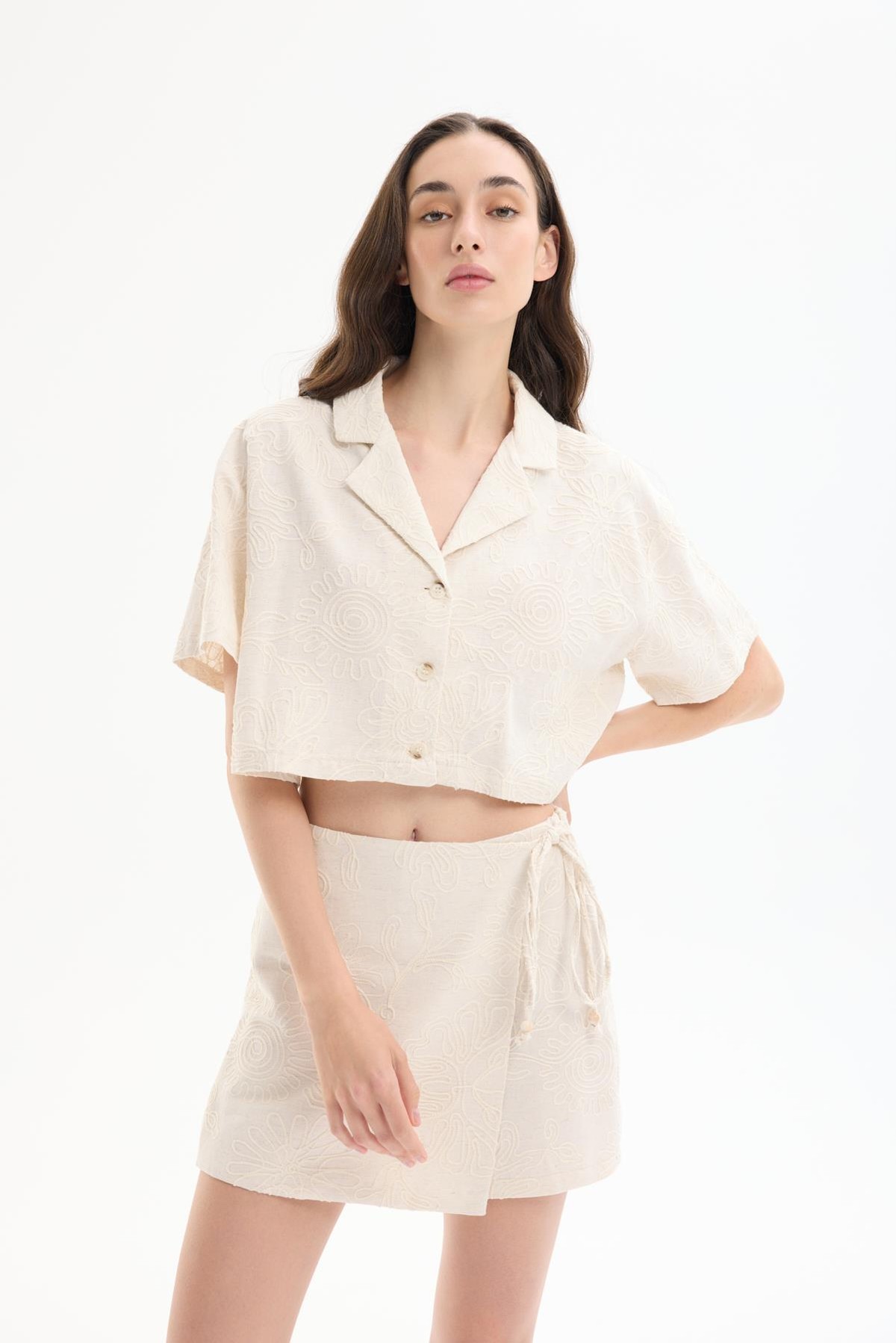 Quzu Printed Resort Collar Crop Shirt Natural