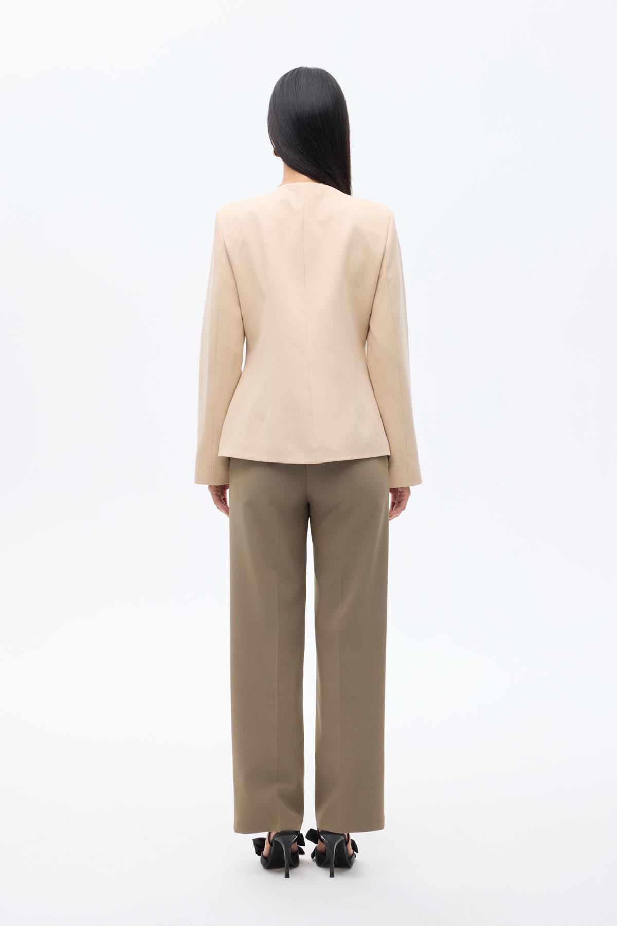 Quzu Düğme Detaylı Ceket Taş