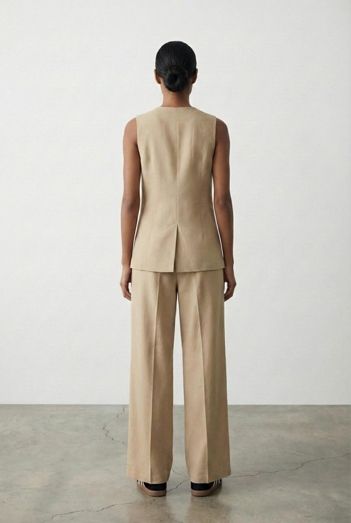 Quzu Düğme Detaylı Yelek Taş