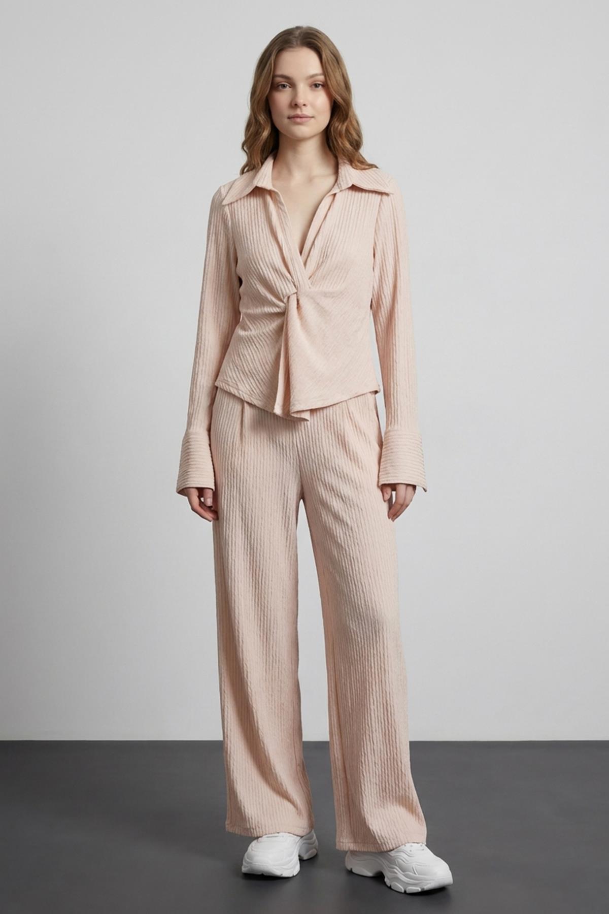 Quzu Düğüm Detaylı Bluz Bej