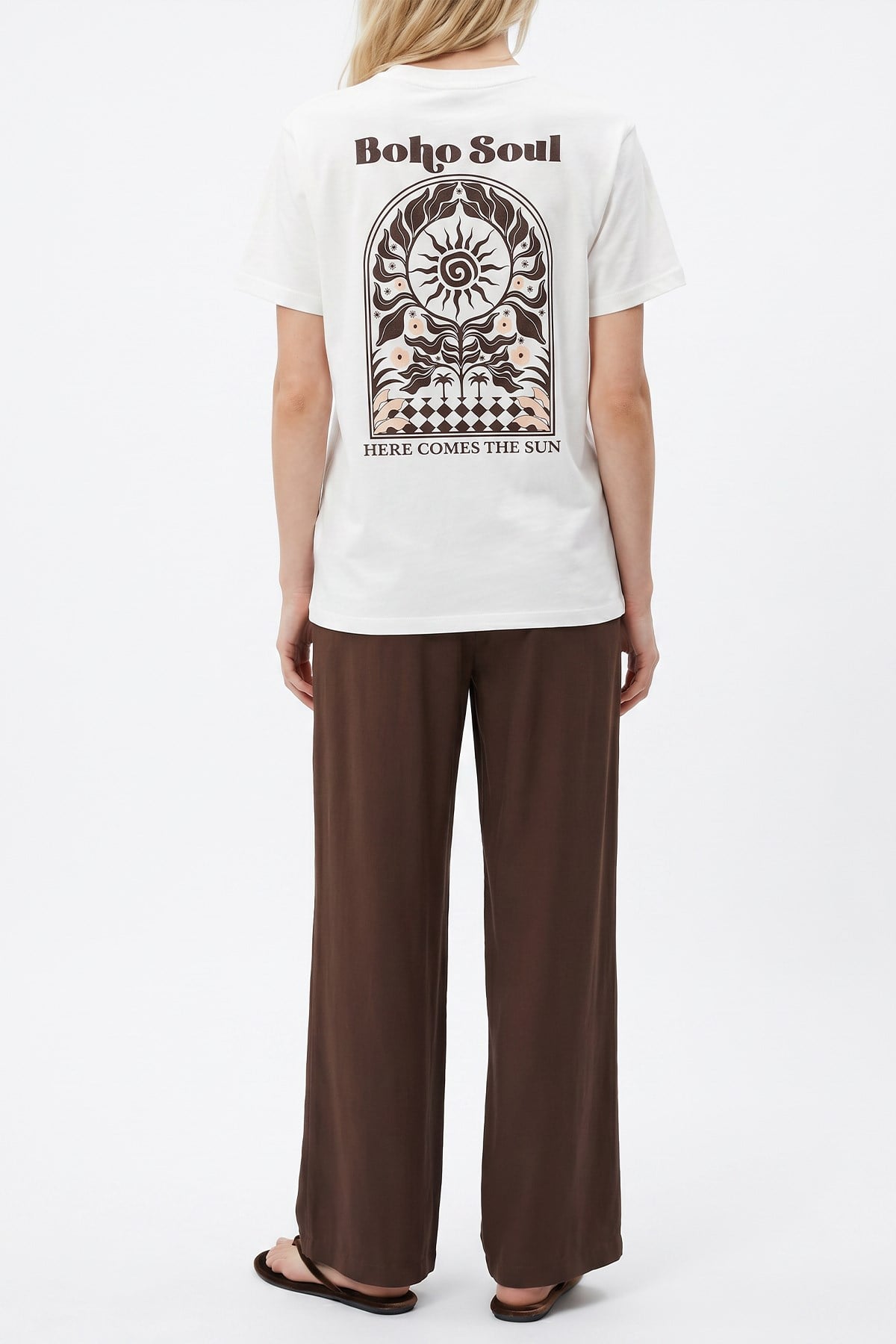 Quzu Etiket Detaylı T-shirt Ekru
