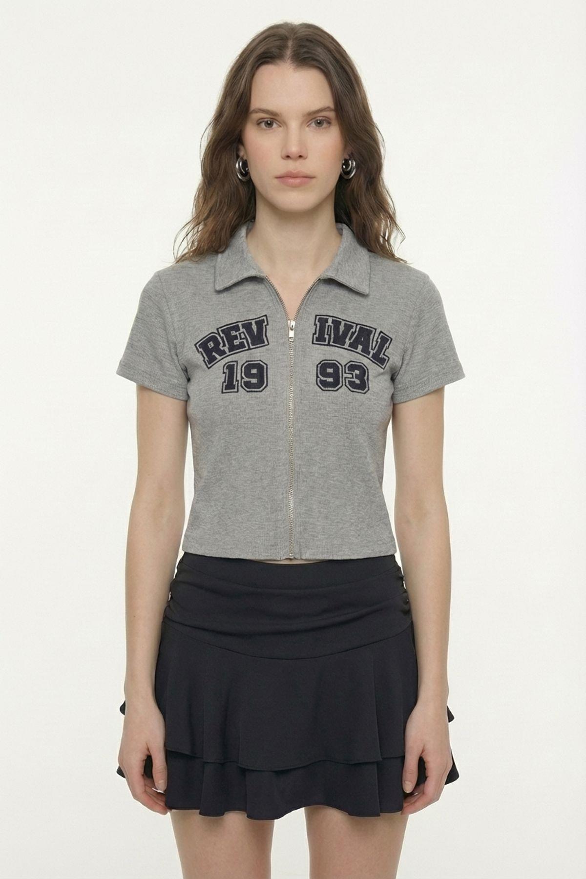 Quzu Fermuar Detaylı Kısa Kollu T-shirt Gri Melanj