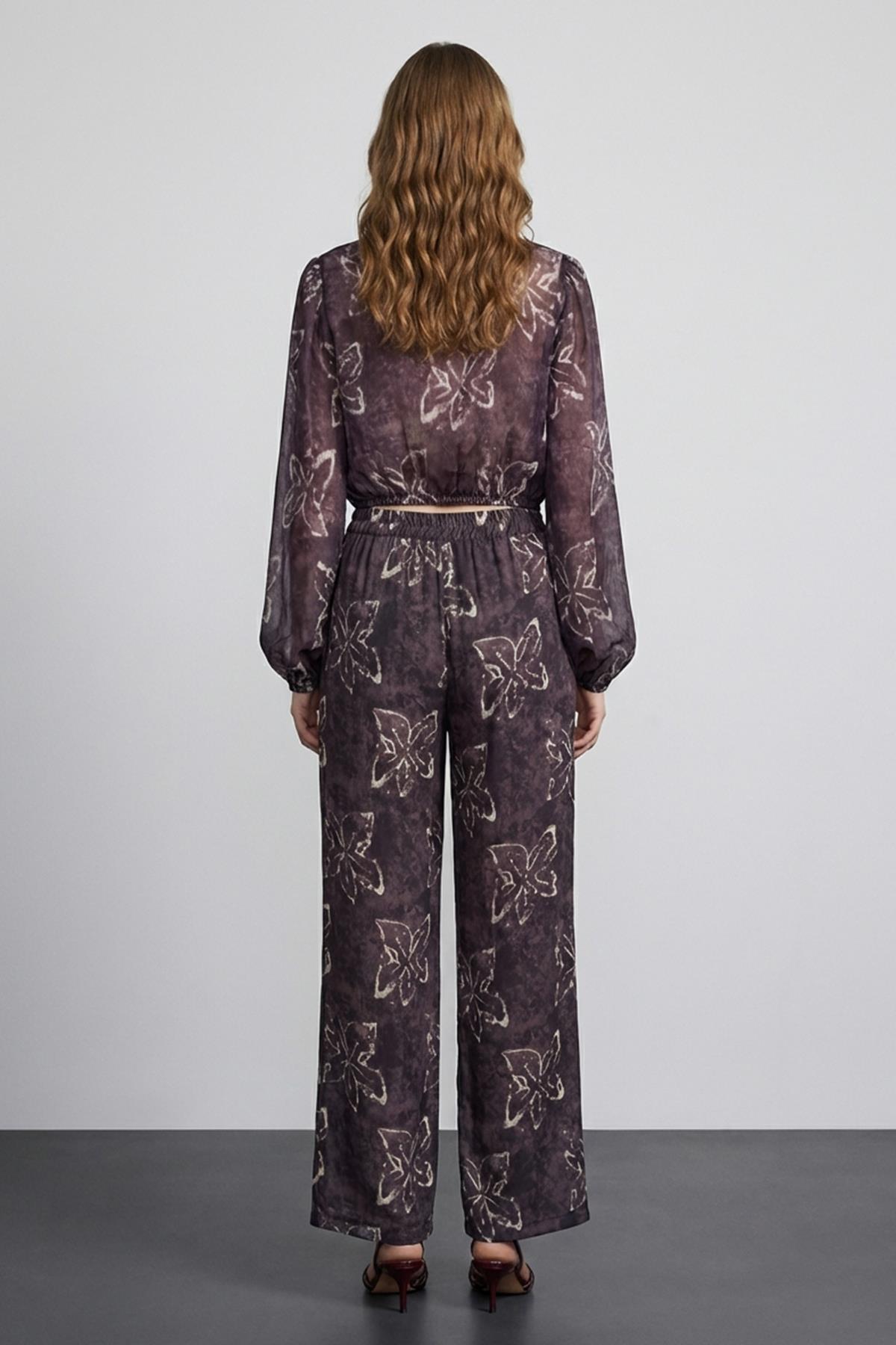 Quzu Fırfır Detaylı Bluz Kahve