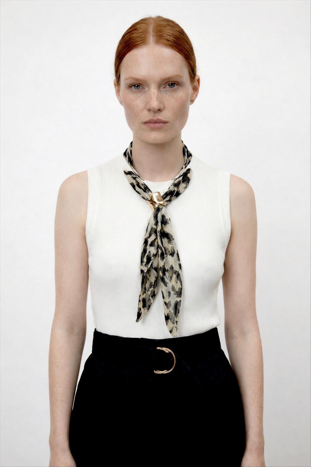 Quzu Fular Detaylı Matchli Elbise Siyah