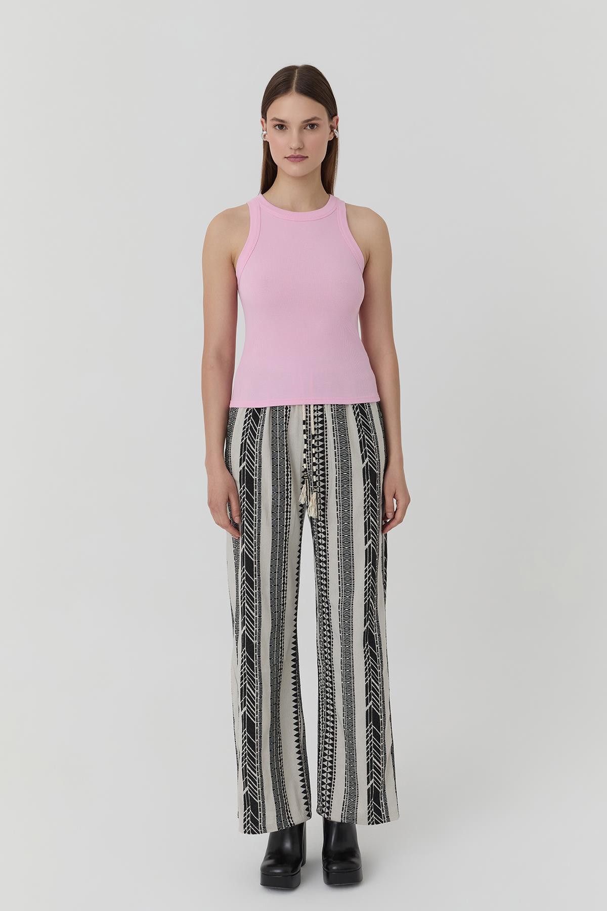 Quzu Geniş Biyeli Atlet Pembe