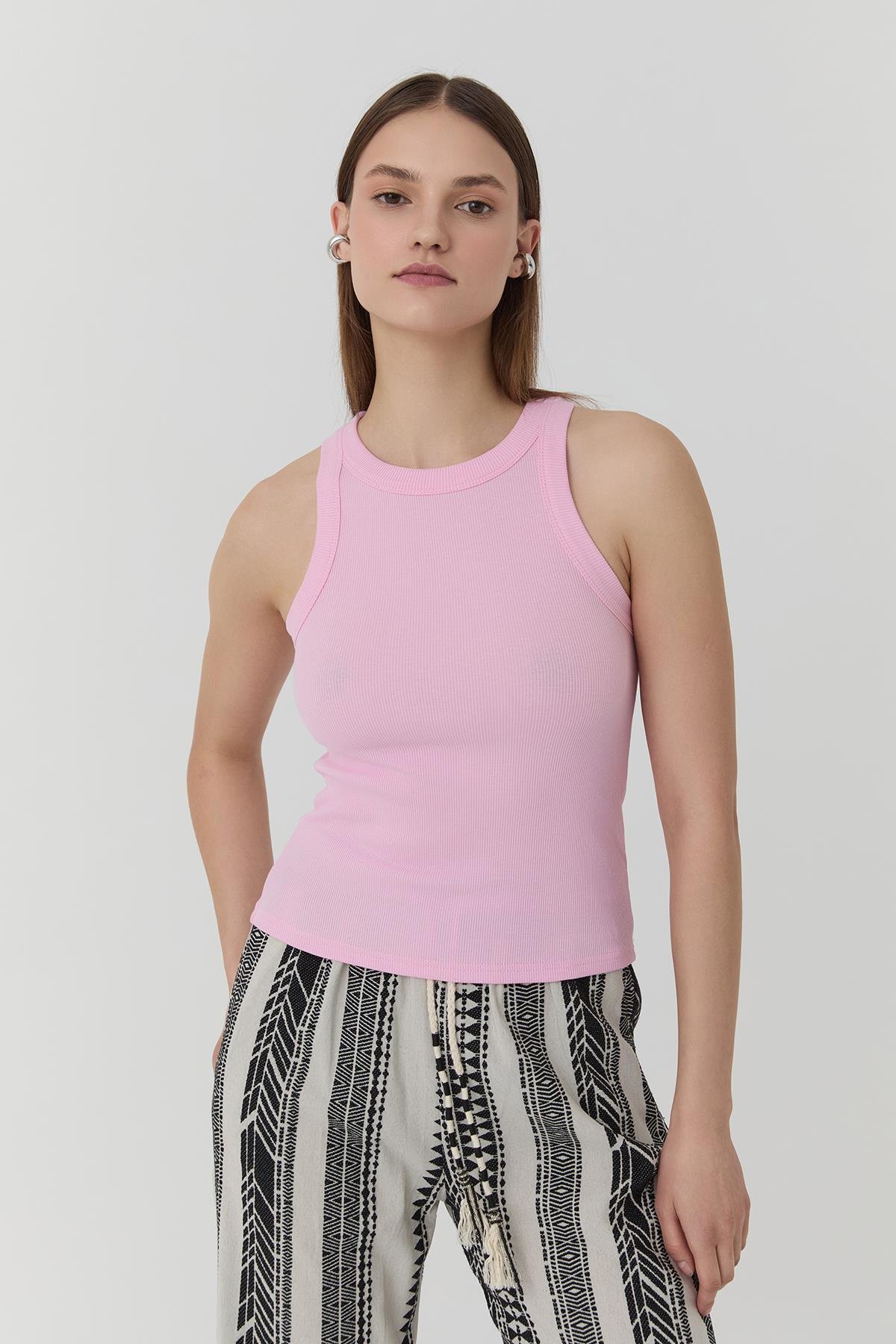 Quzu Geniş Biyeli Atlet Pembe