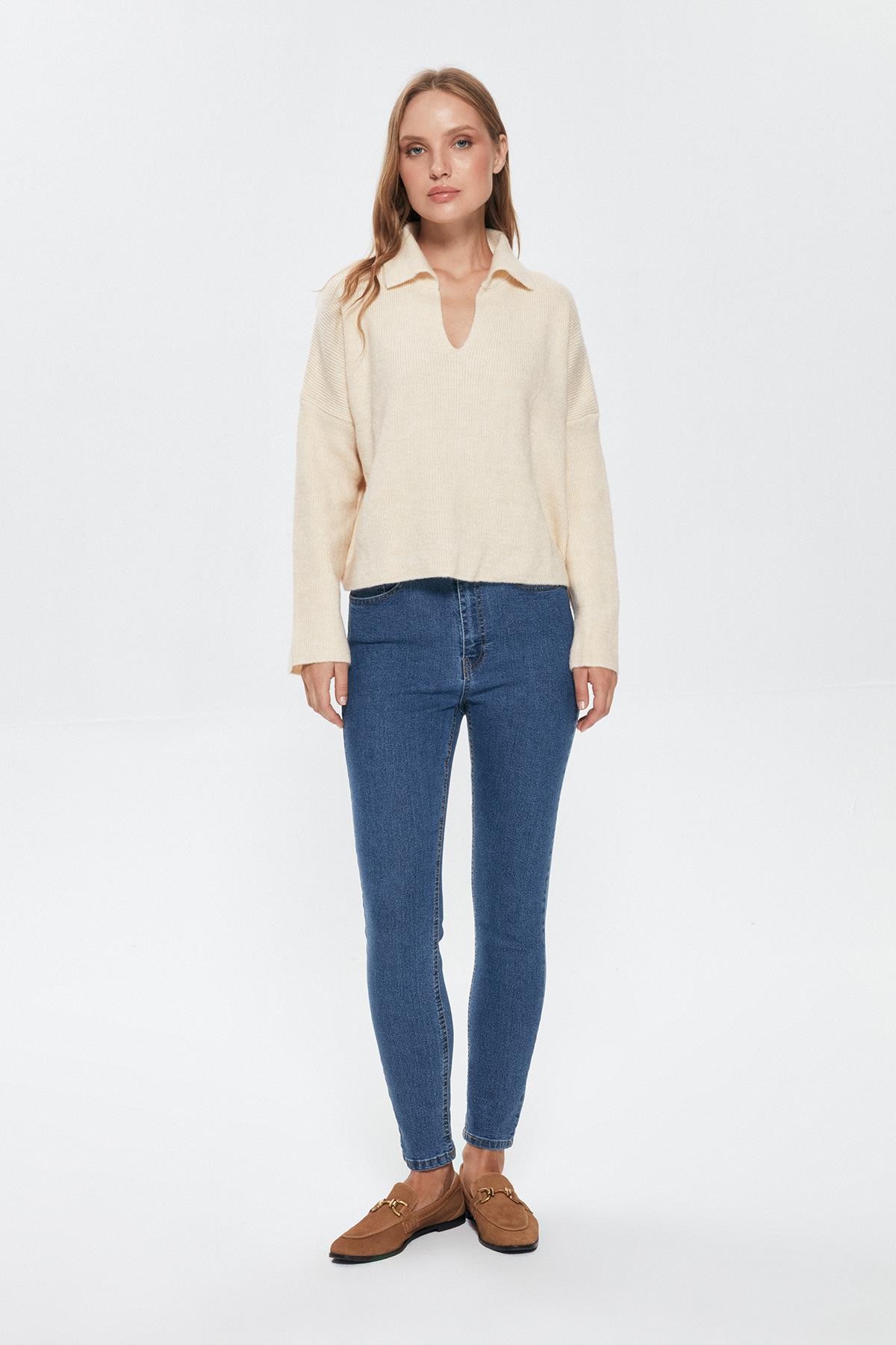 Quzu Gömlek Yaka Triko Krem