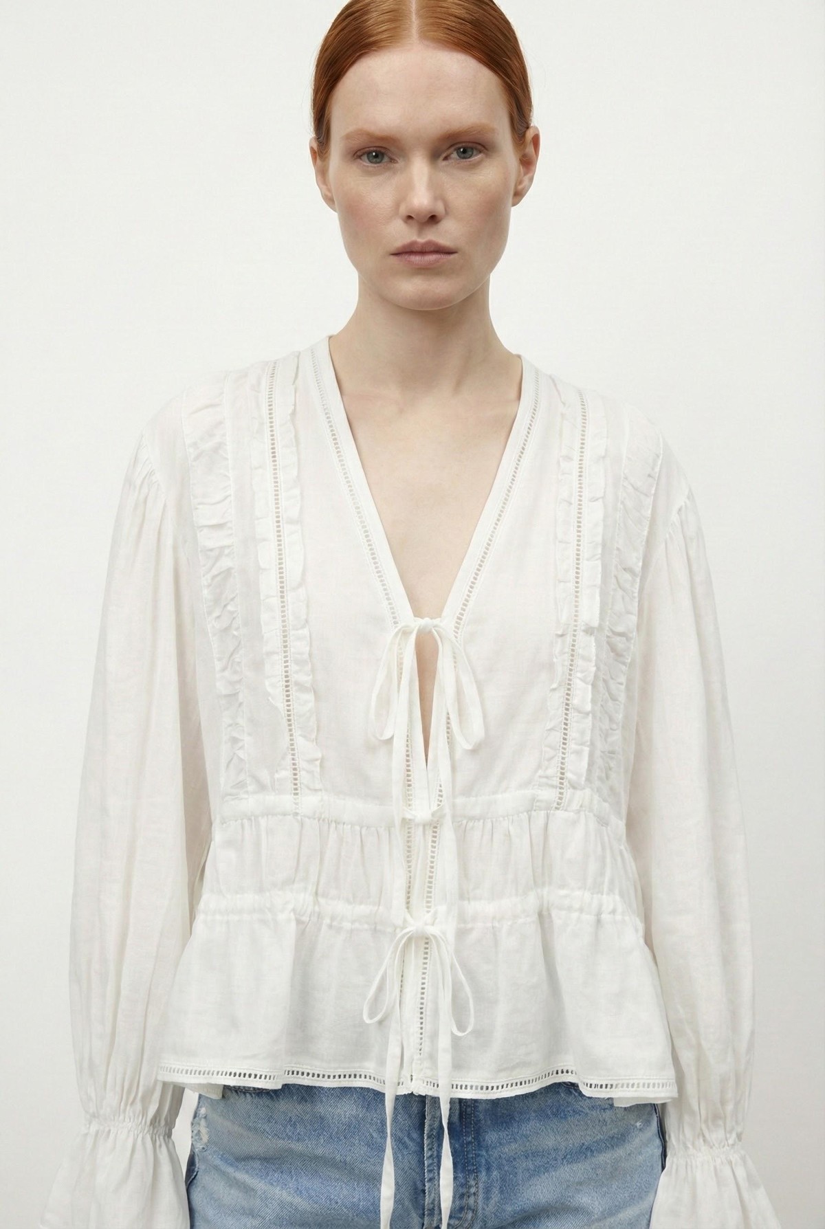 Quzu Güpür Detaylı Uzun Kollu Gömlek Ekru