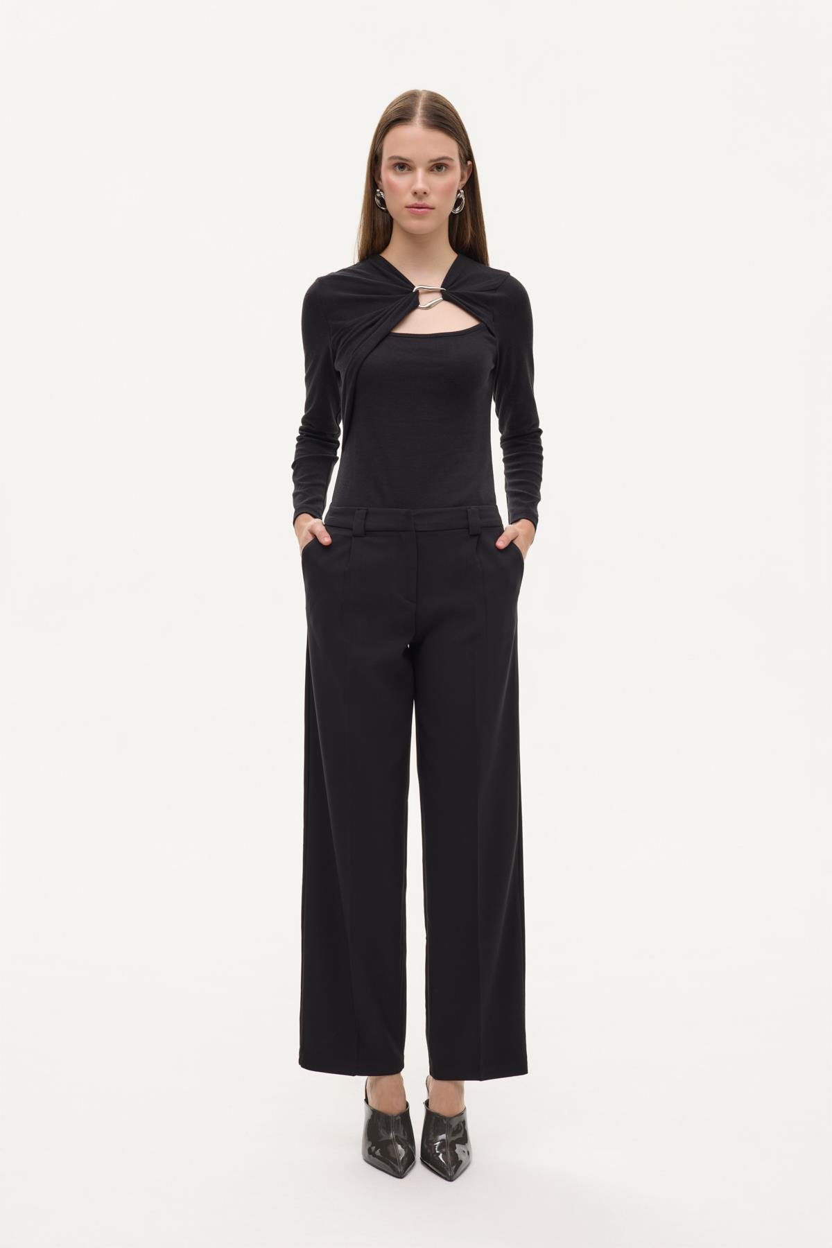 Quzu Havuç Pantolon Siyah